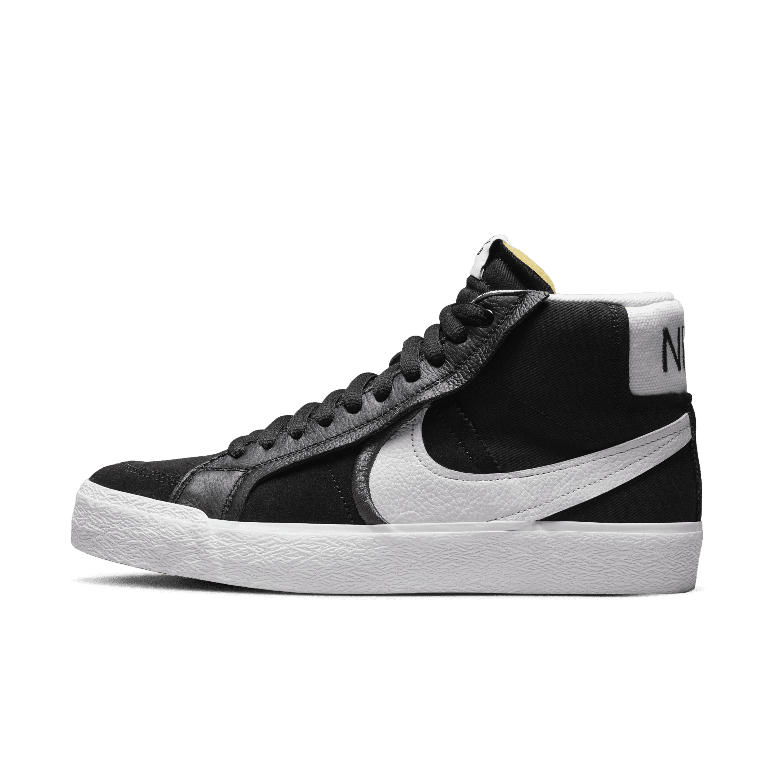Shop SB Zoom Blazer Mid Premium Plus Skate Shoes Nike KSA