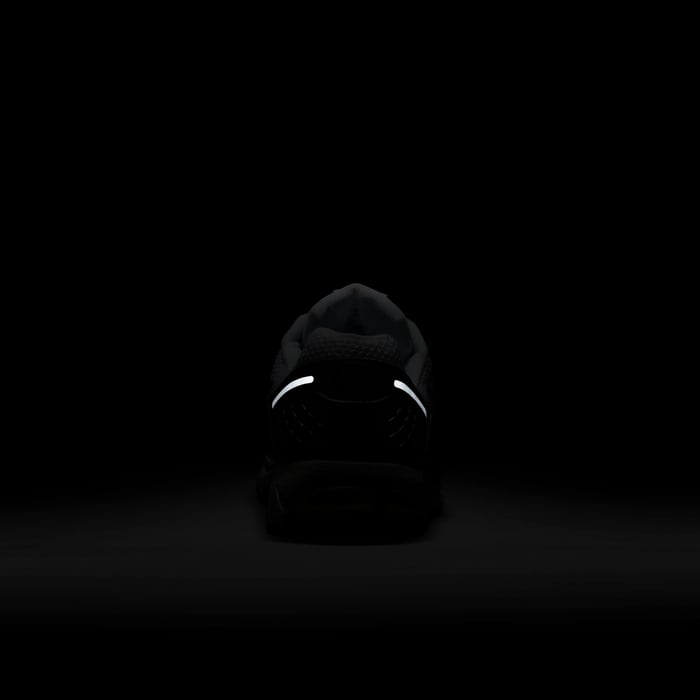 نايكي زووم فوميرو 5 image number 9 نايكي زووم فوميرو 5 image number 9