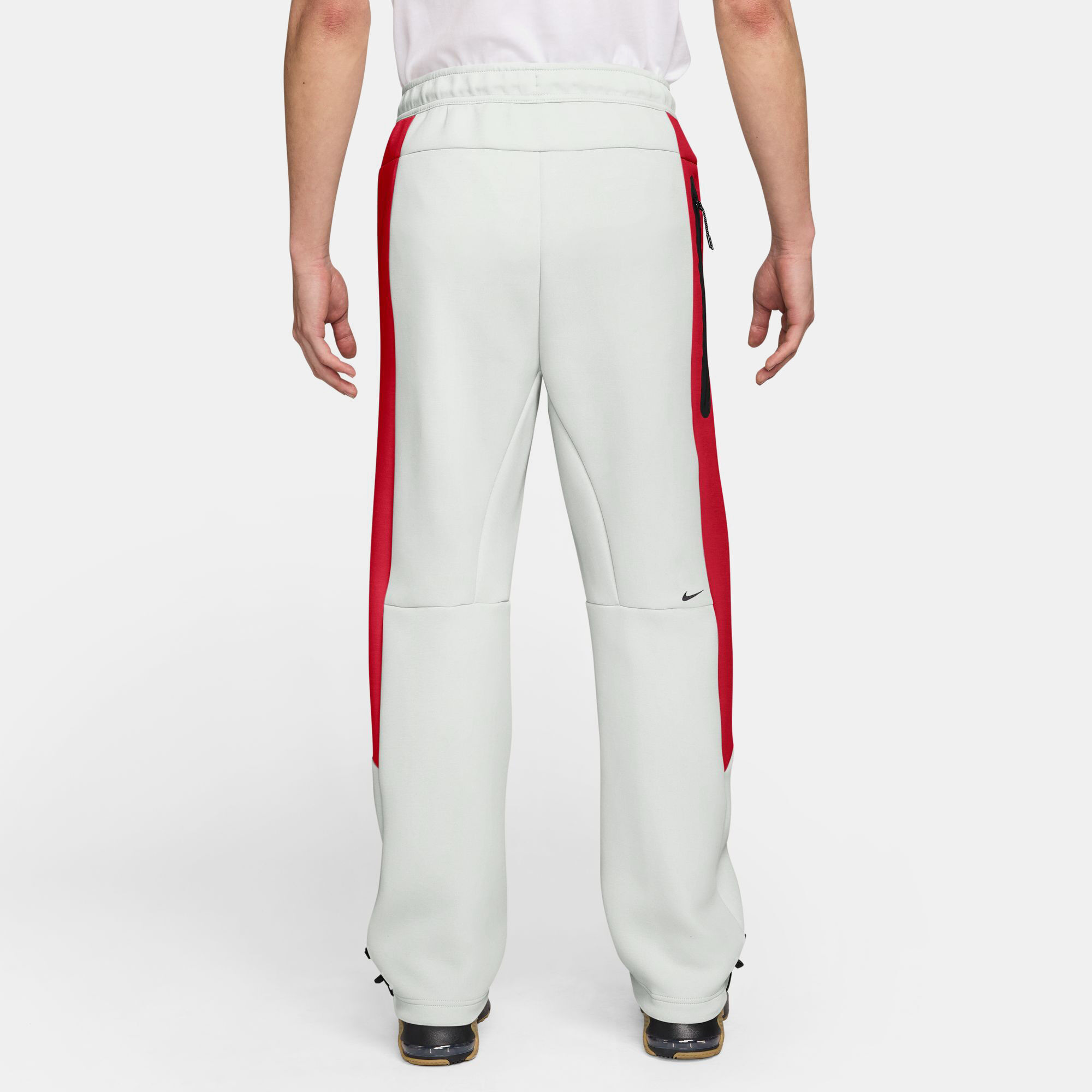 Nike Tech image number 1