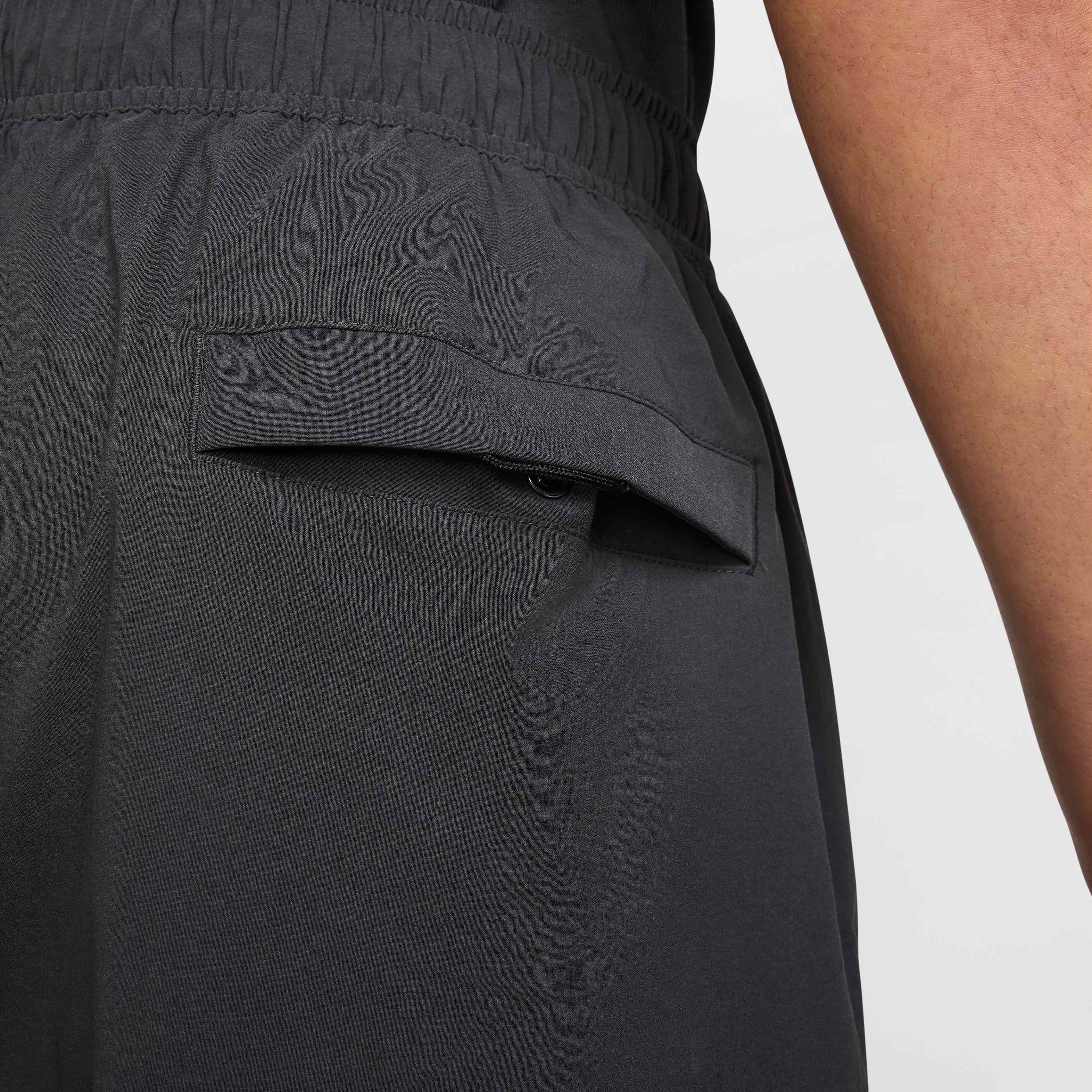 نايكي تك image number 4