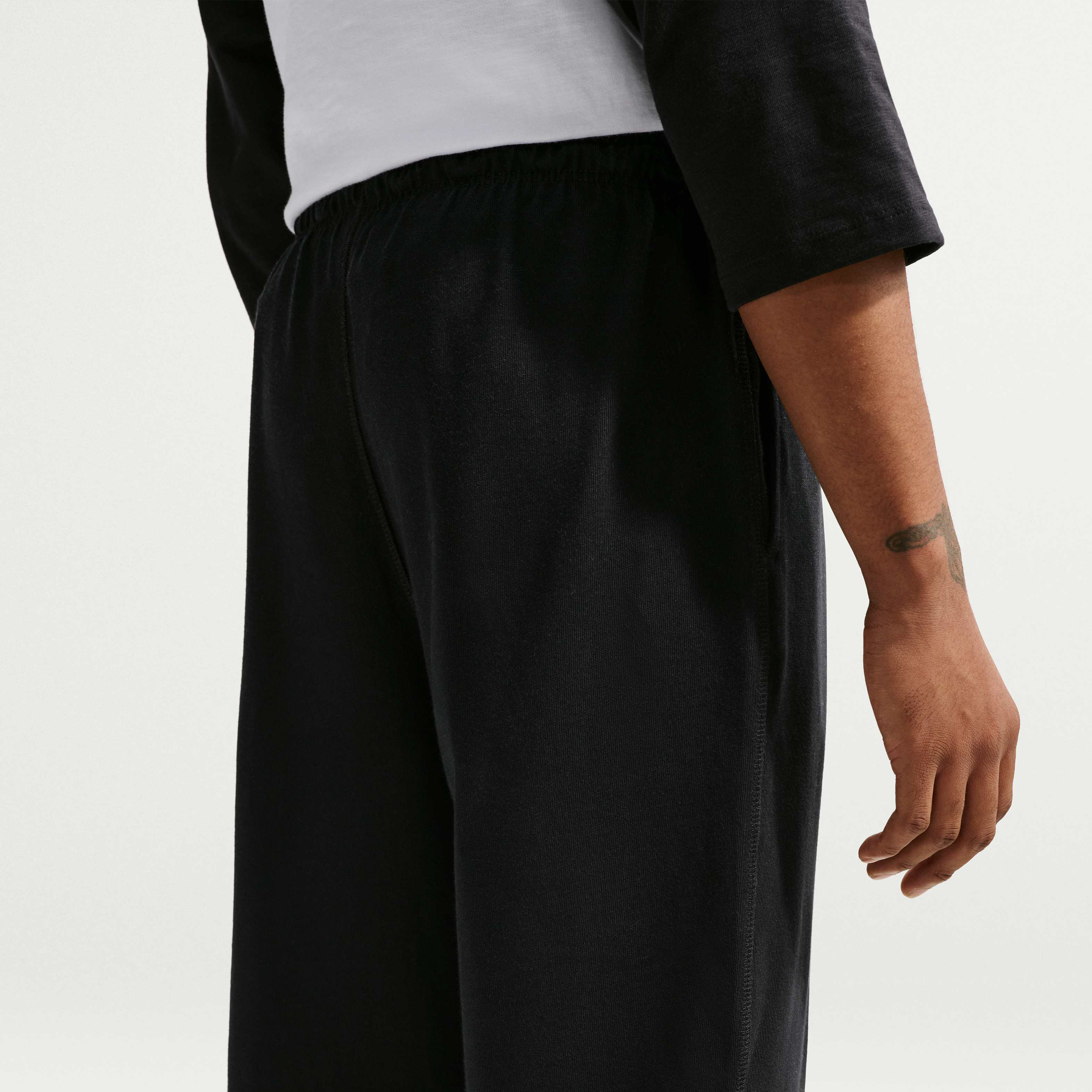 Nike Sportswear Club image number 2