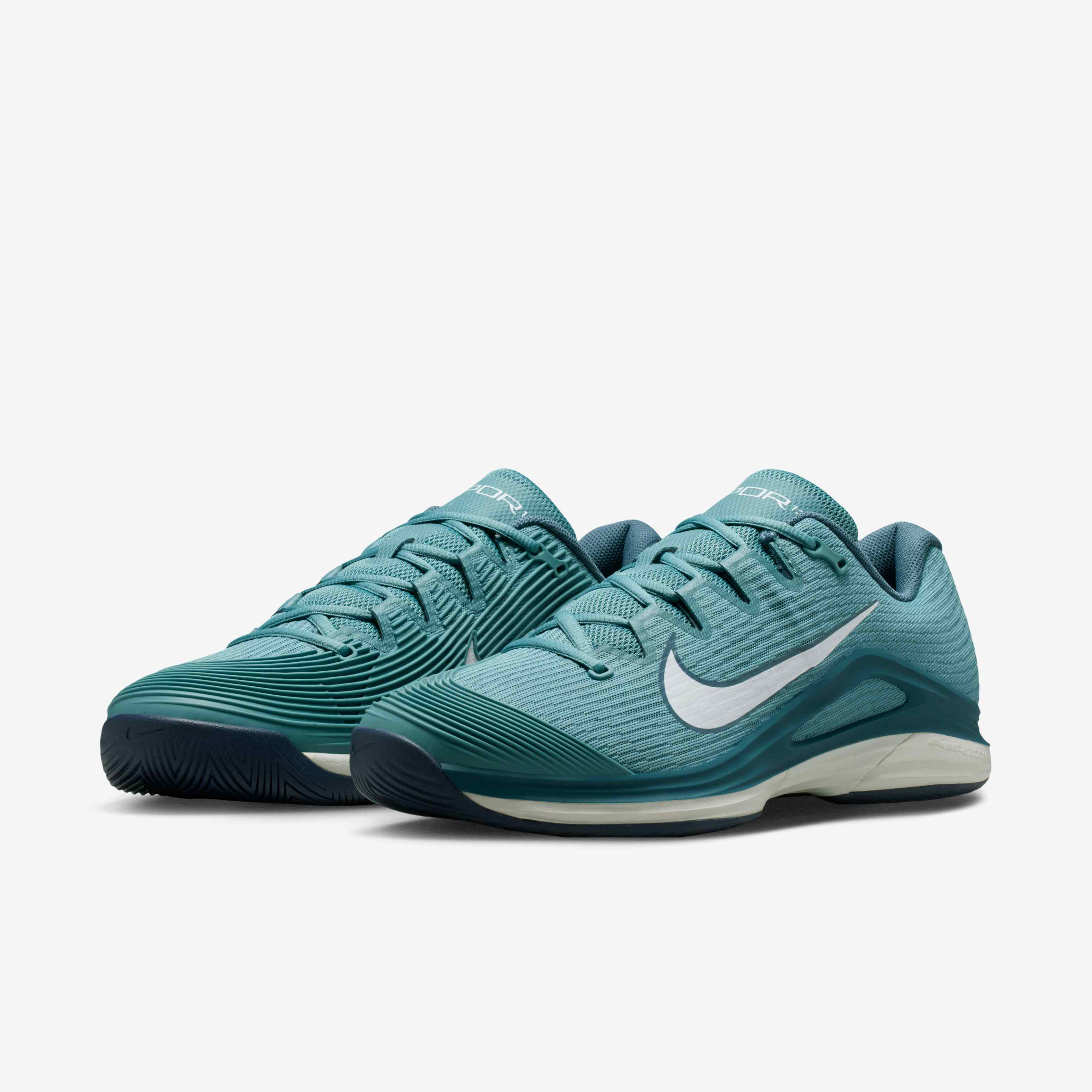 Nike Vapor 12 image number 4