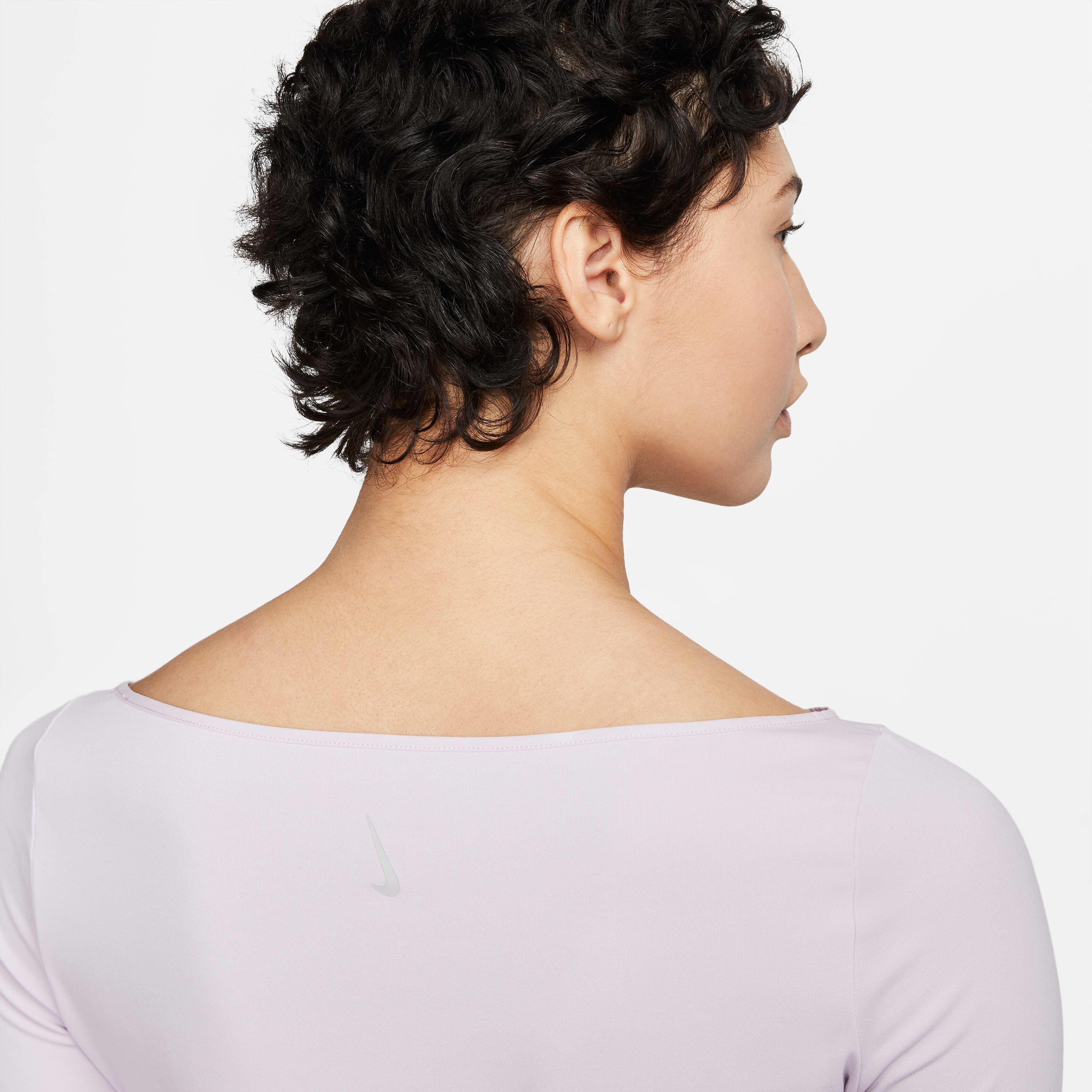 Nike Yoga Luxe image number 3