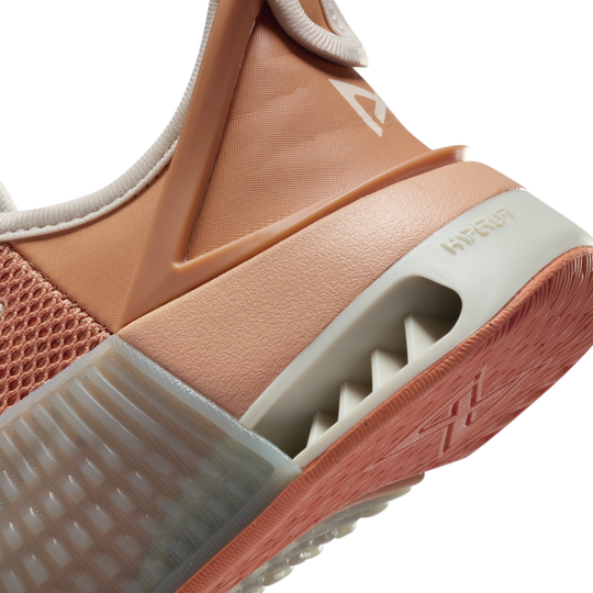 Leather 2025 metcon 4