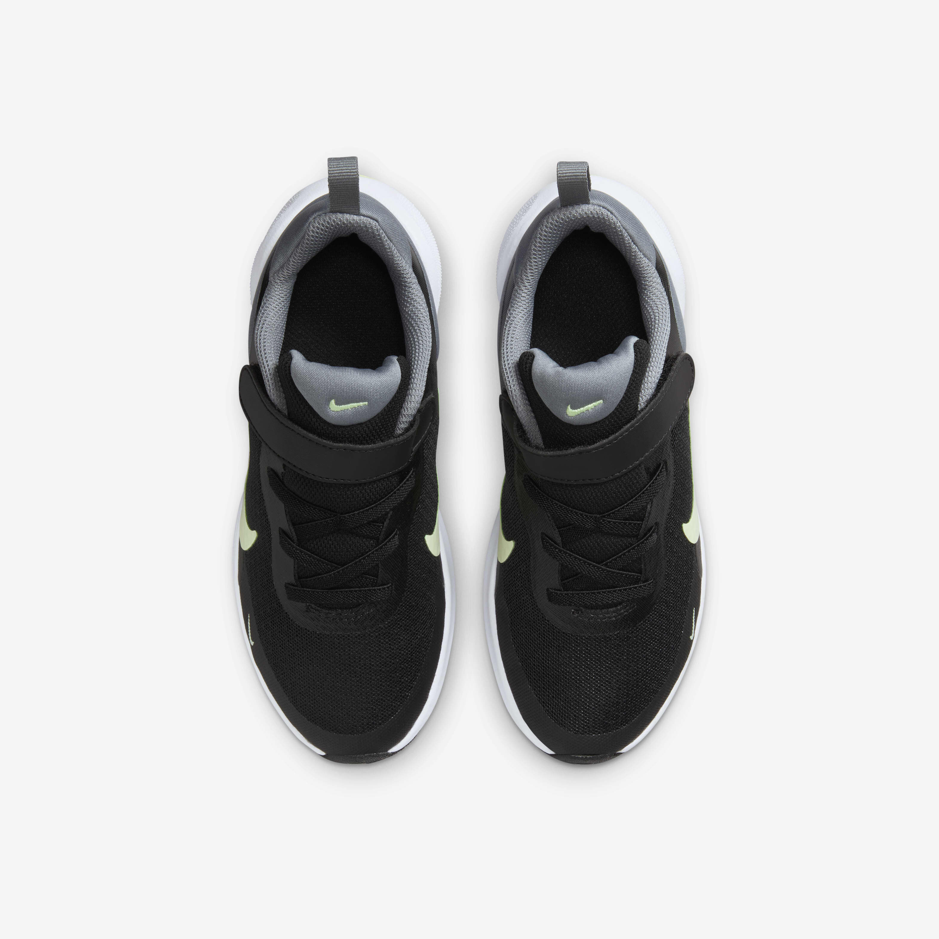 Nike Revolution 7 image number 3