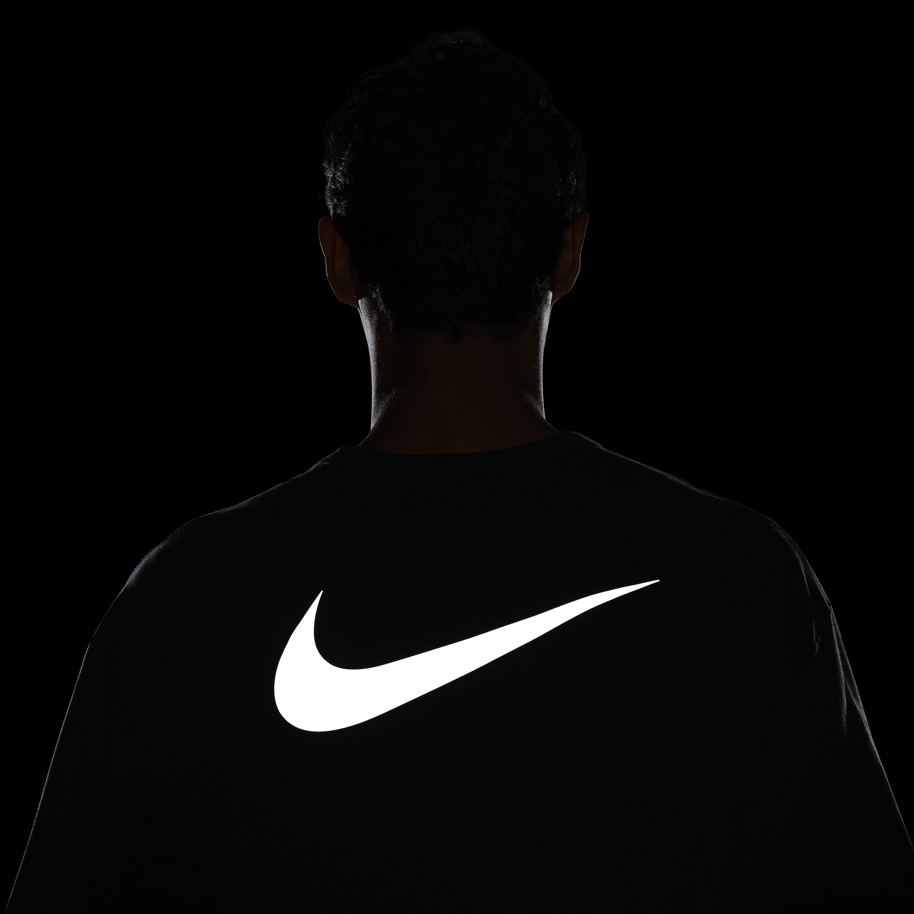 Nike image number 7