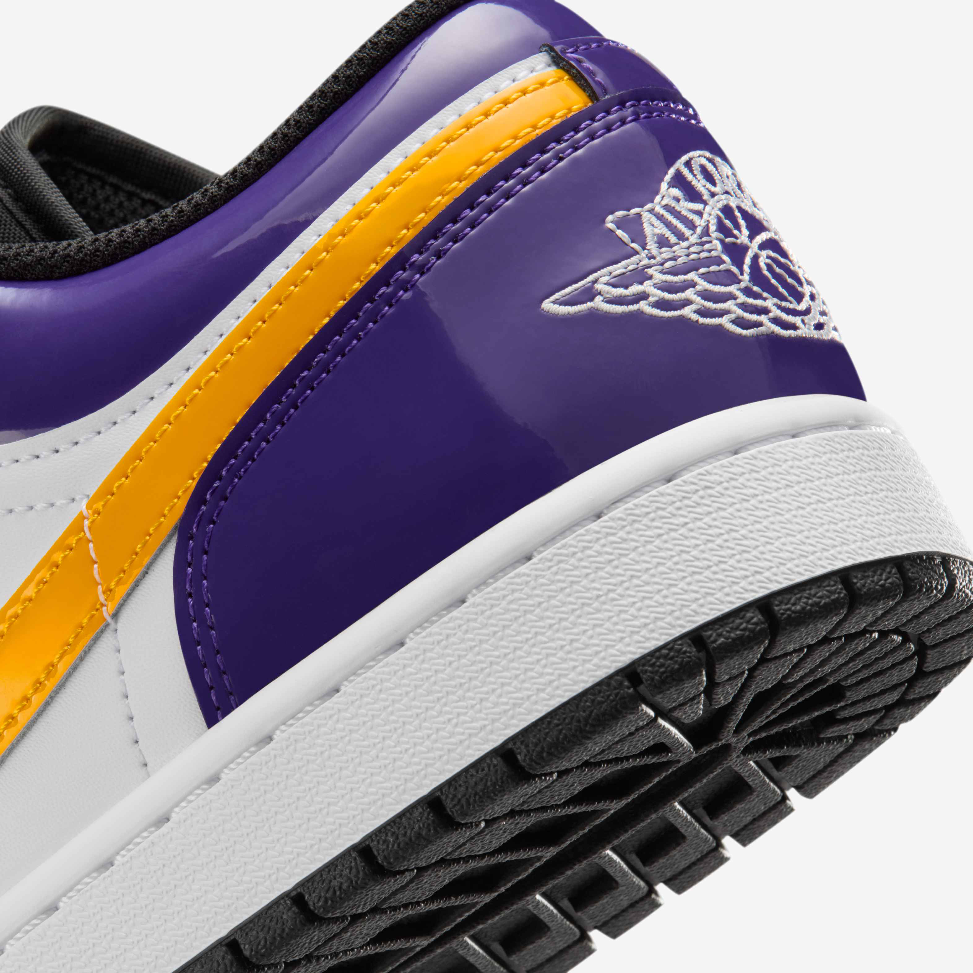 Air Jordan 1 Low SE image number 7