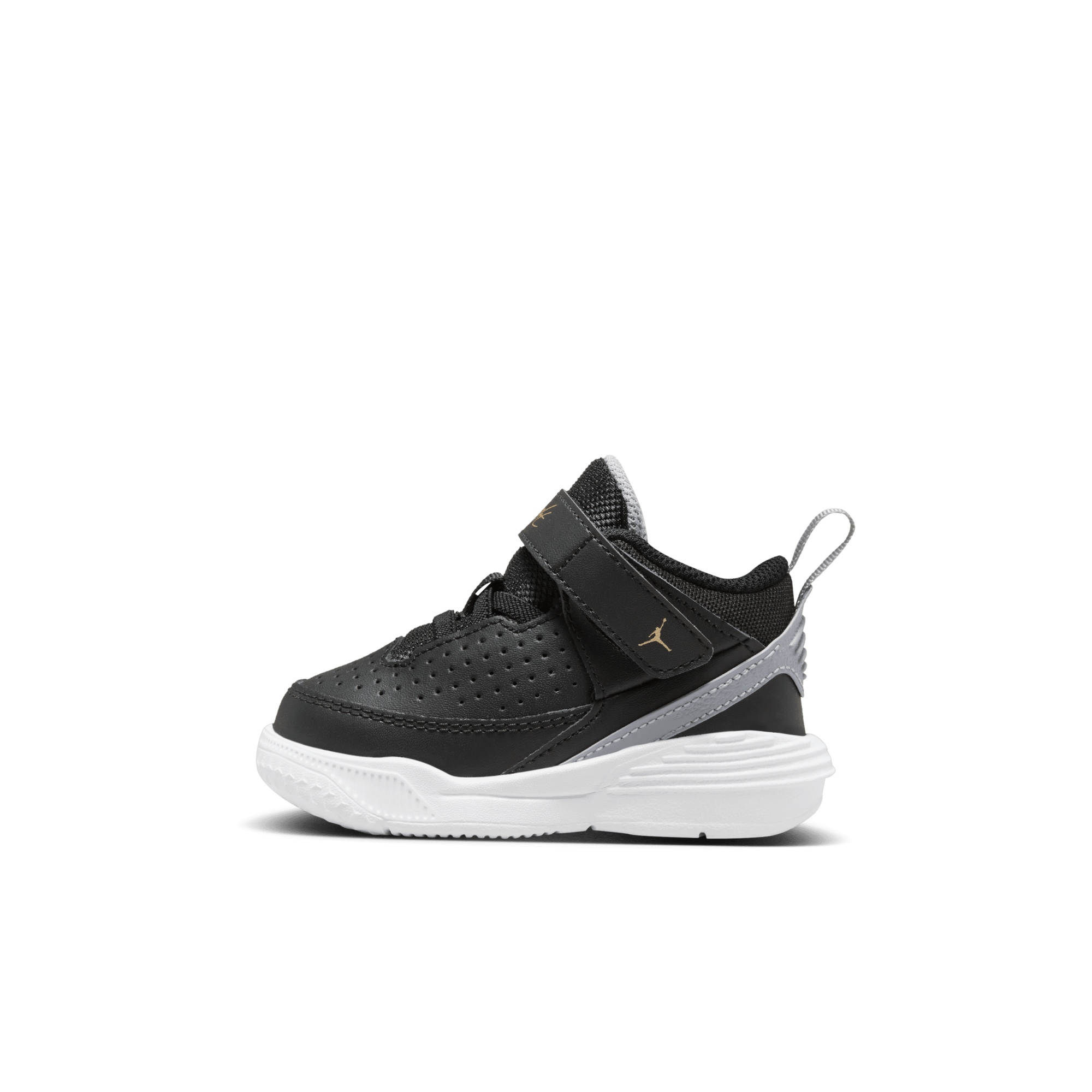 jordan max aura 3 laces