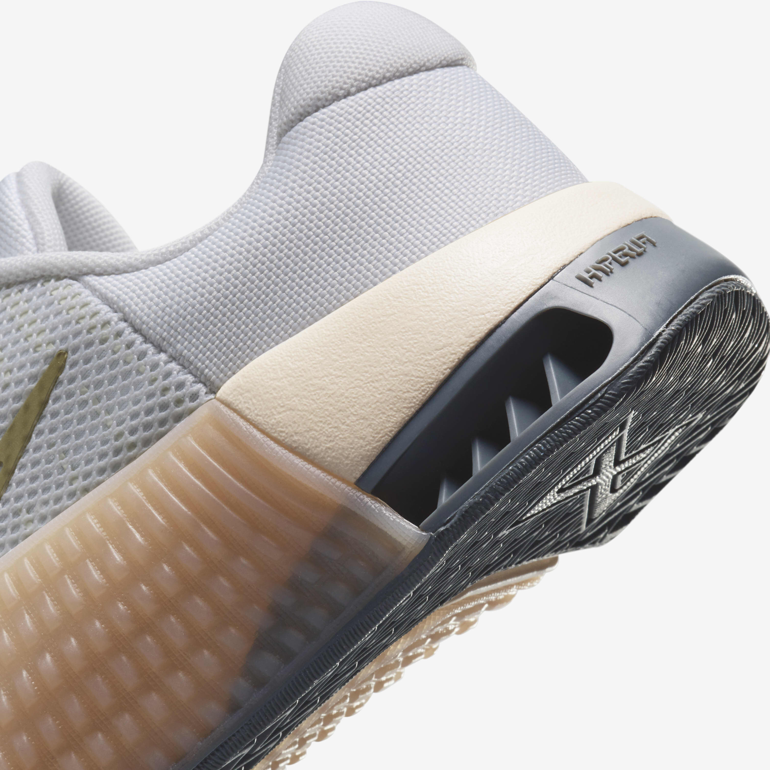 Nike metcon tan hot sale