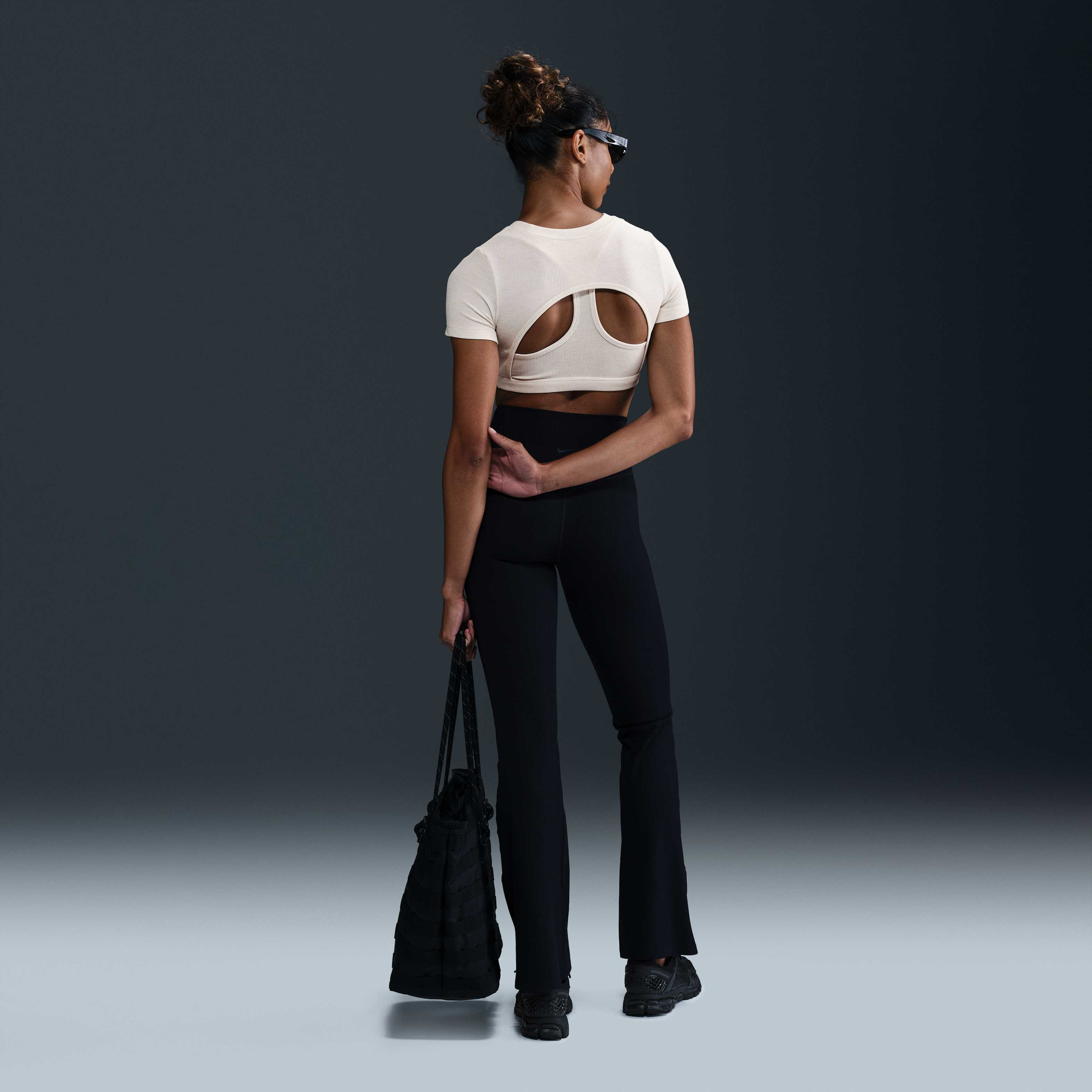 نايكي سبورتسوير كلاسيك image number 4