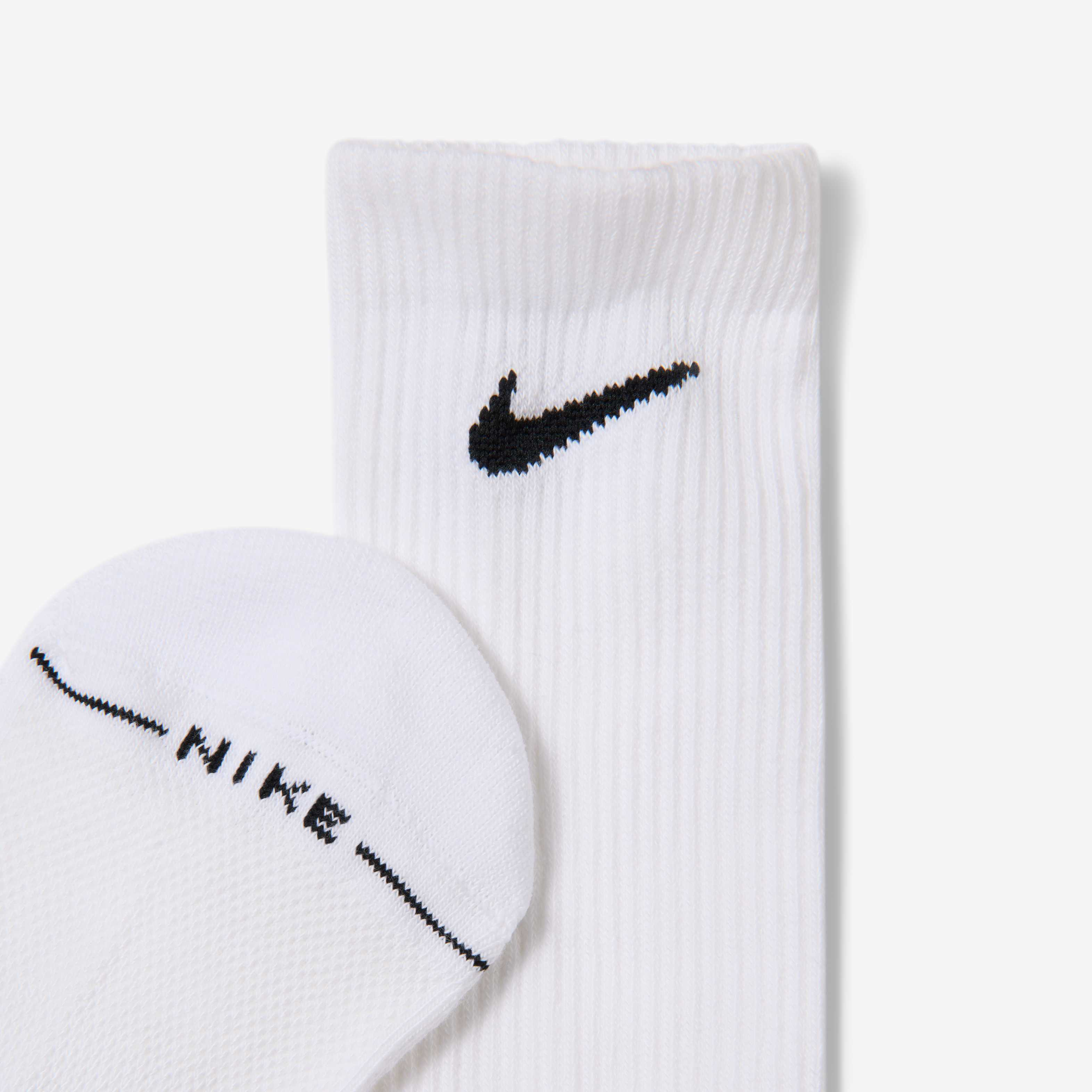 Nike Everyday Elevated image number 1