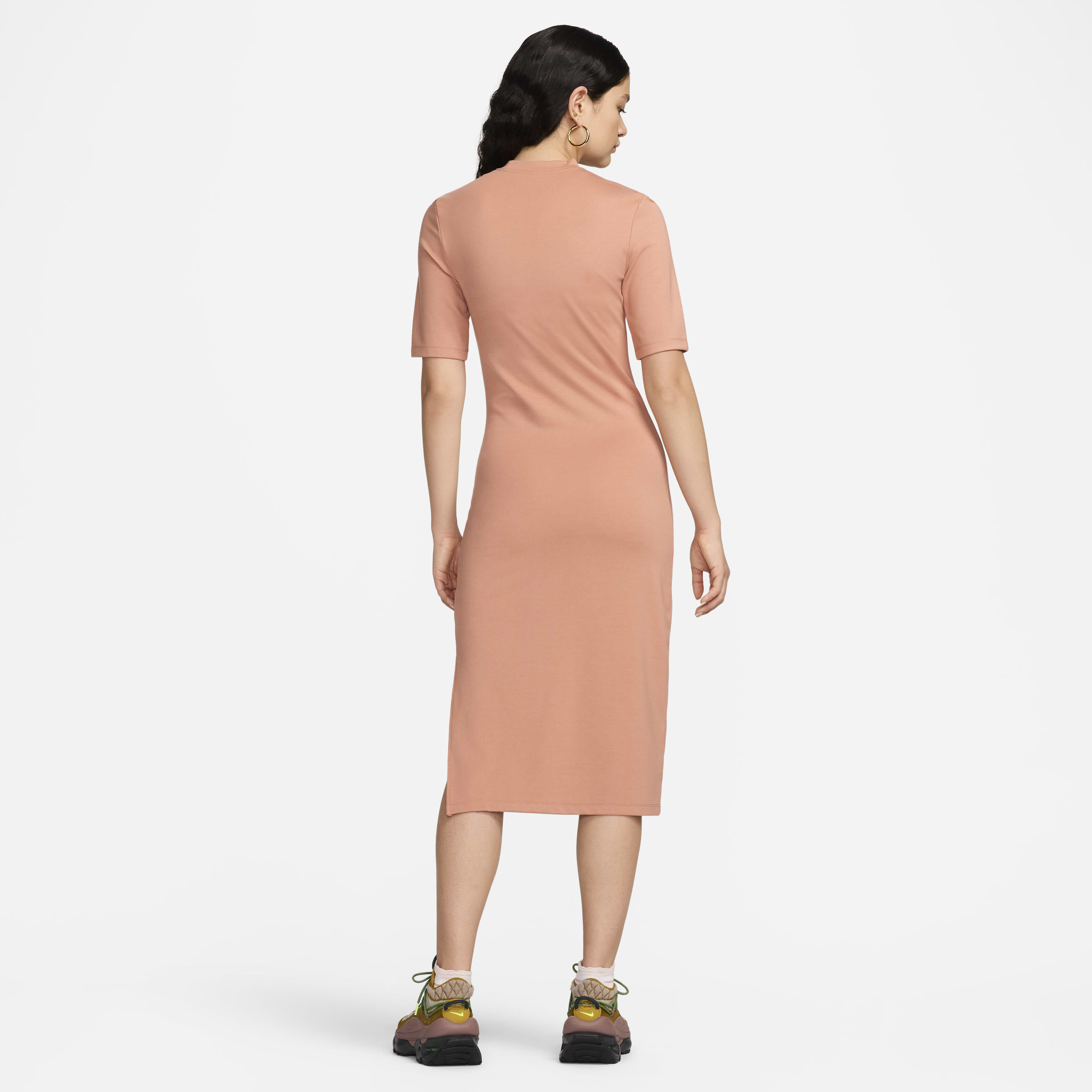 Nike Sportswear Essential image number 1