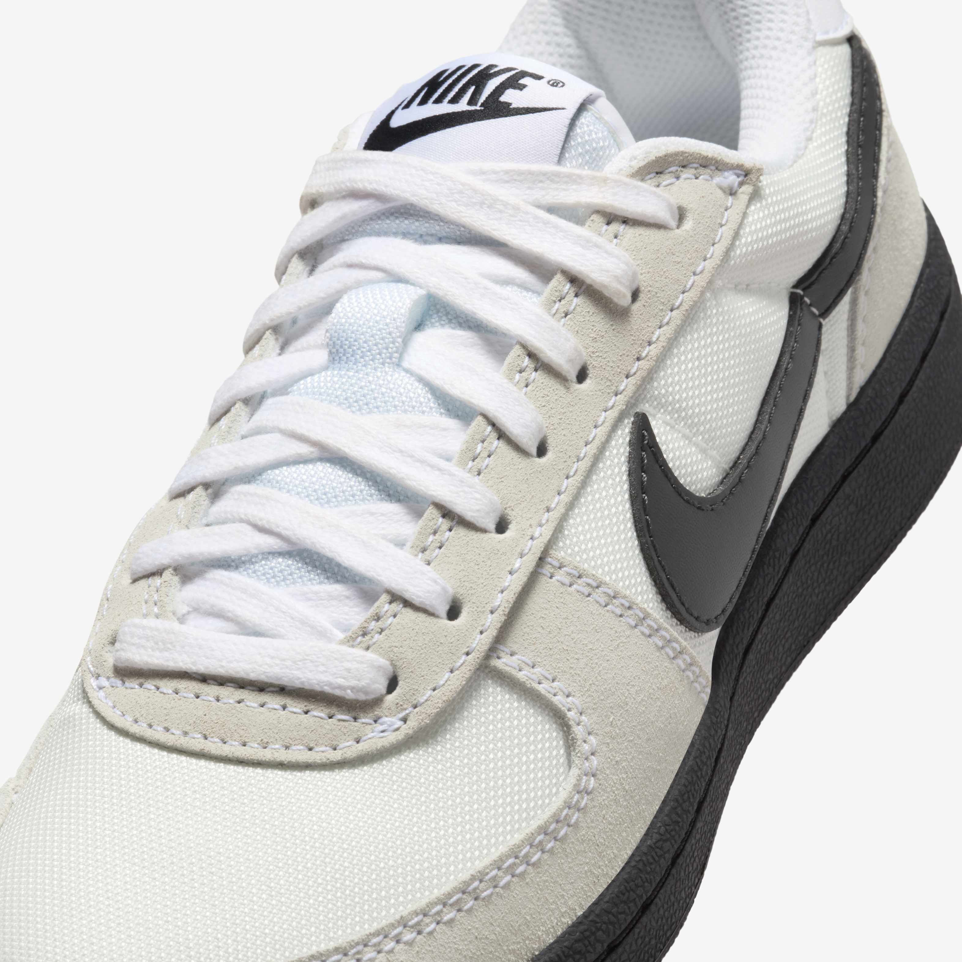 نايكي فيلد جينرال image number 6