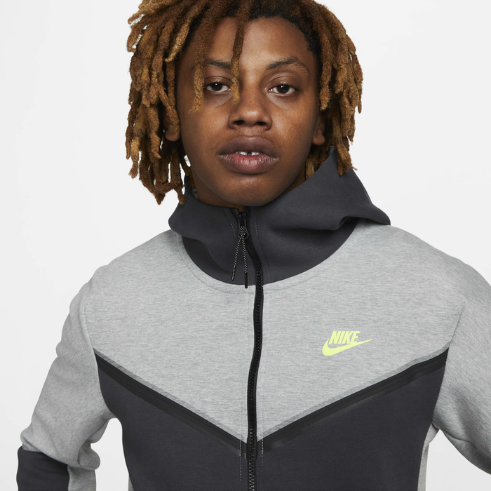 Nike Sportswear Tech Fleece image number 2 Nike Sportswear Tech Fleece image number 2