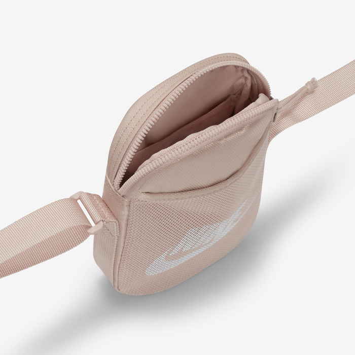 Nike Heritage image number 4 Nike Heritage image number 4