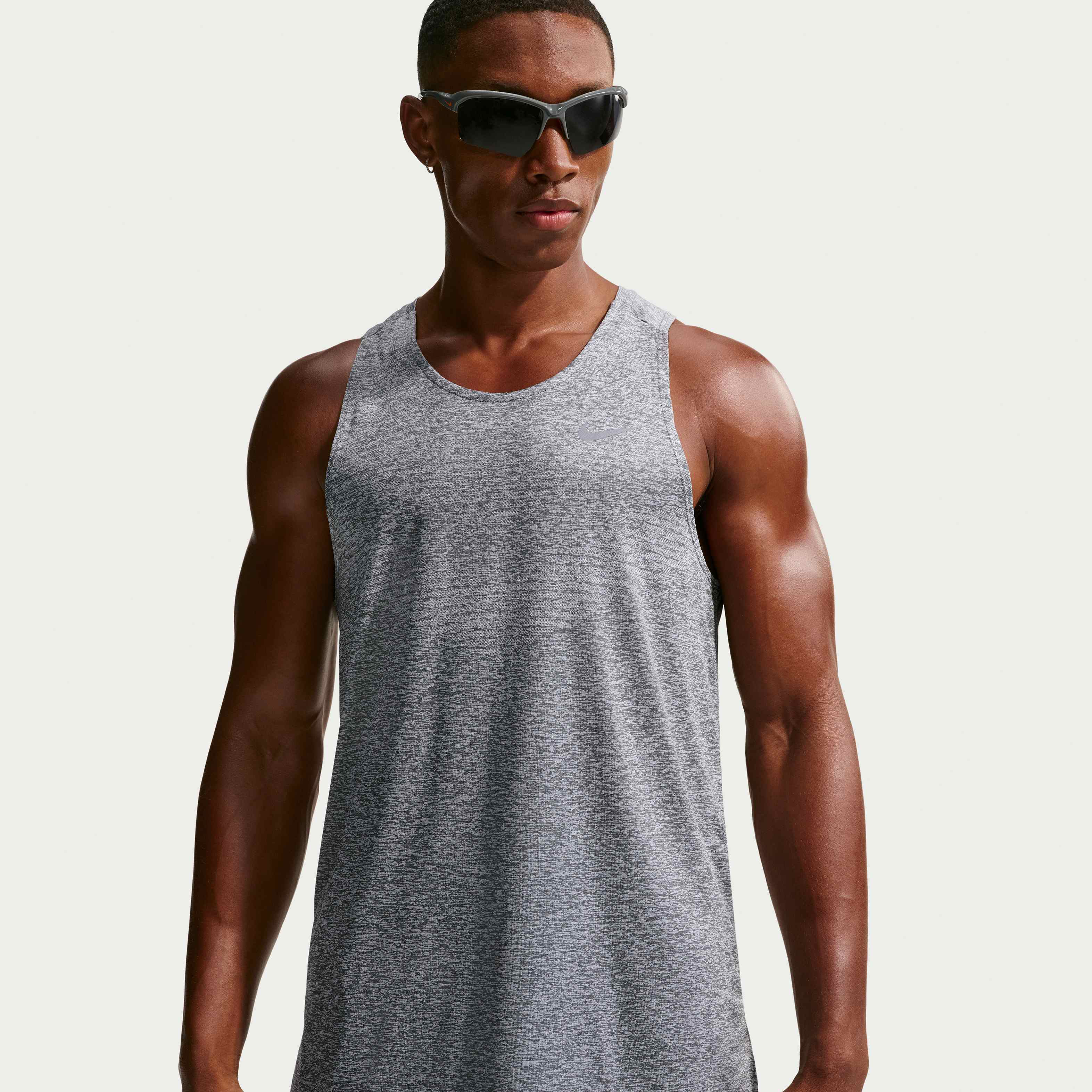 Nike Stride image number 0