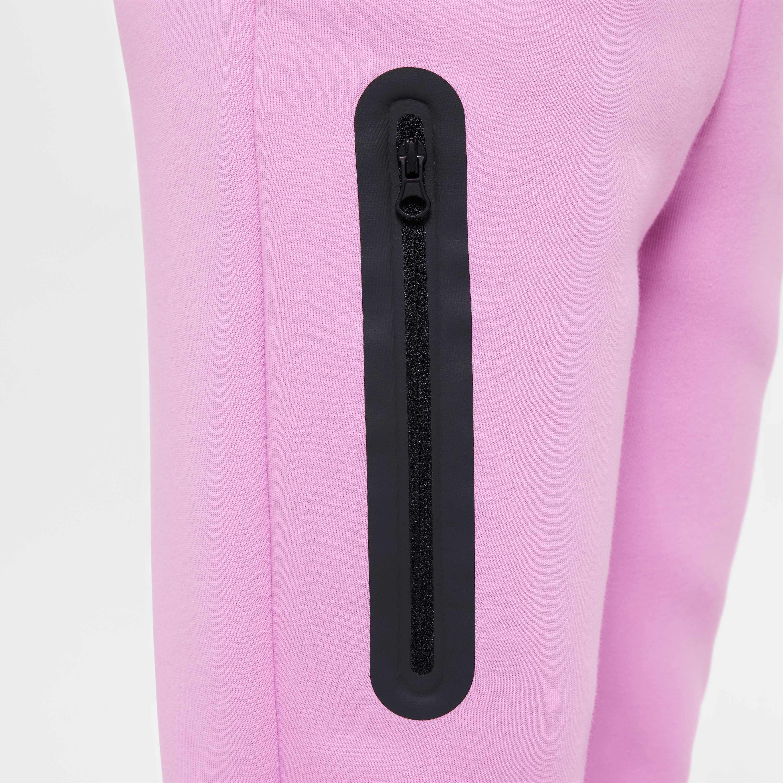 Nike Sportswear Tech Fleece image number 4