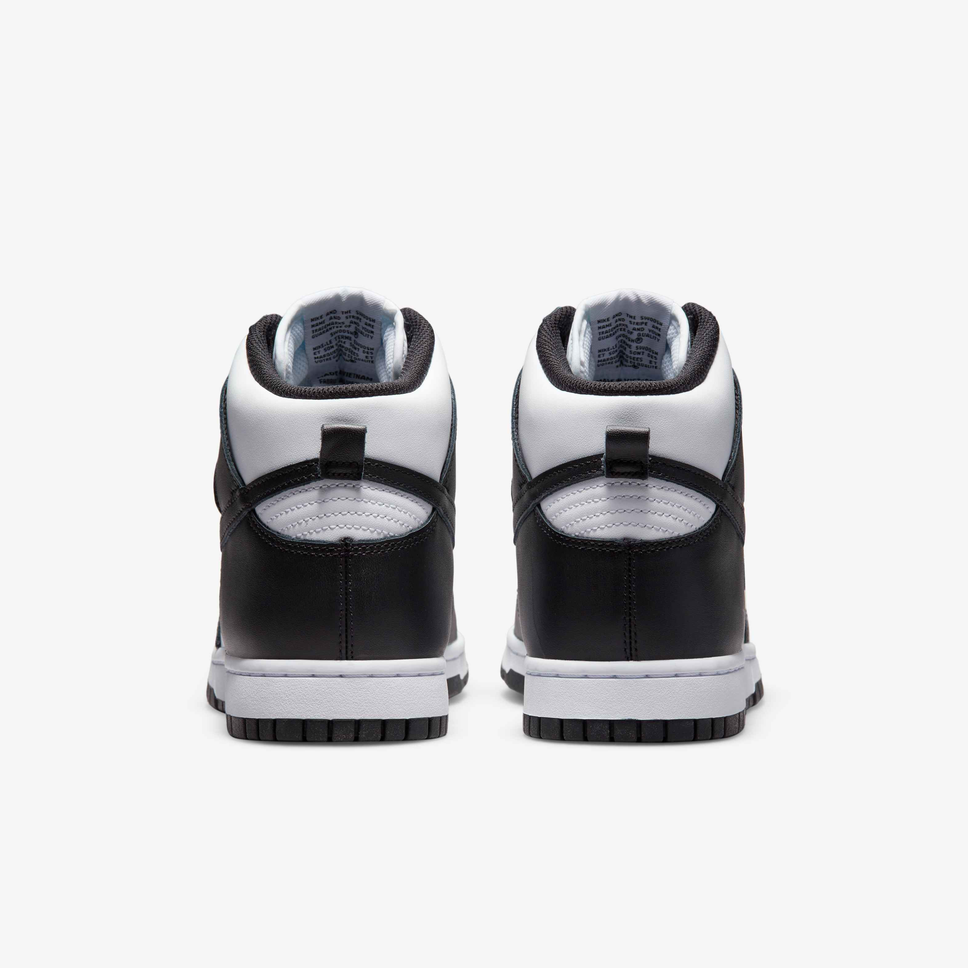 Nike Dunk High Retro image number 5