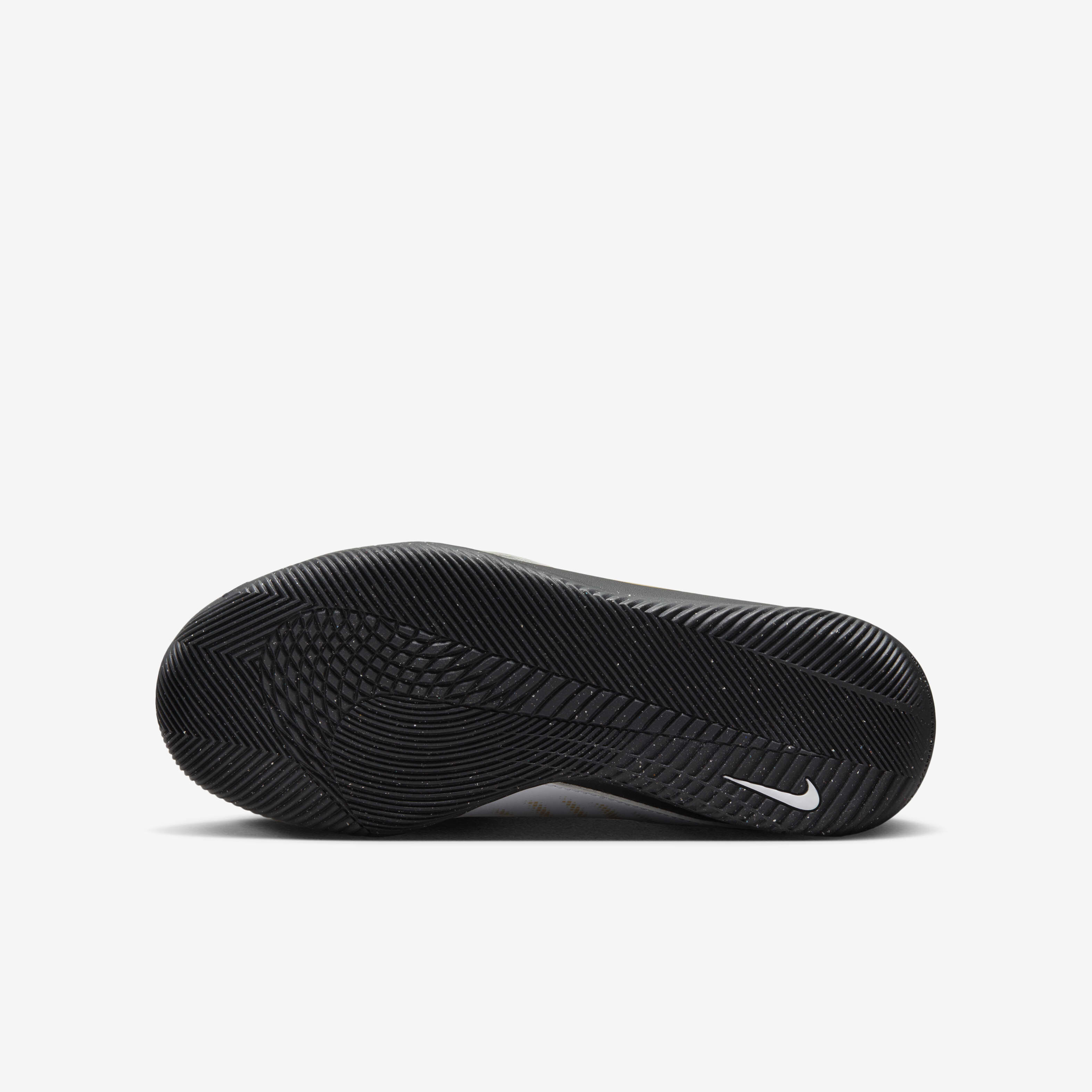 Nike Jr. Phantom GX 2 Club image number 1