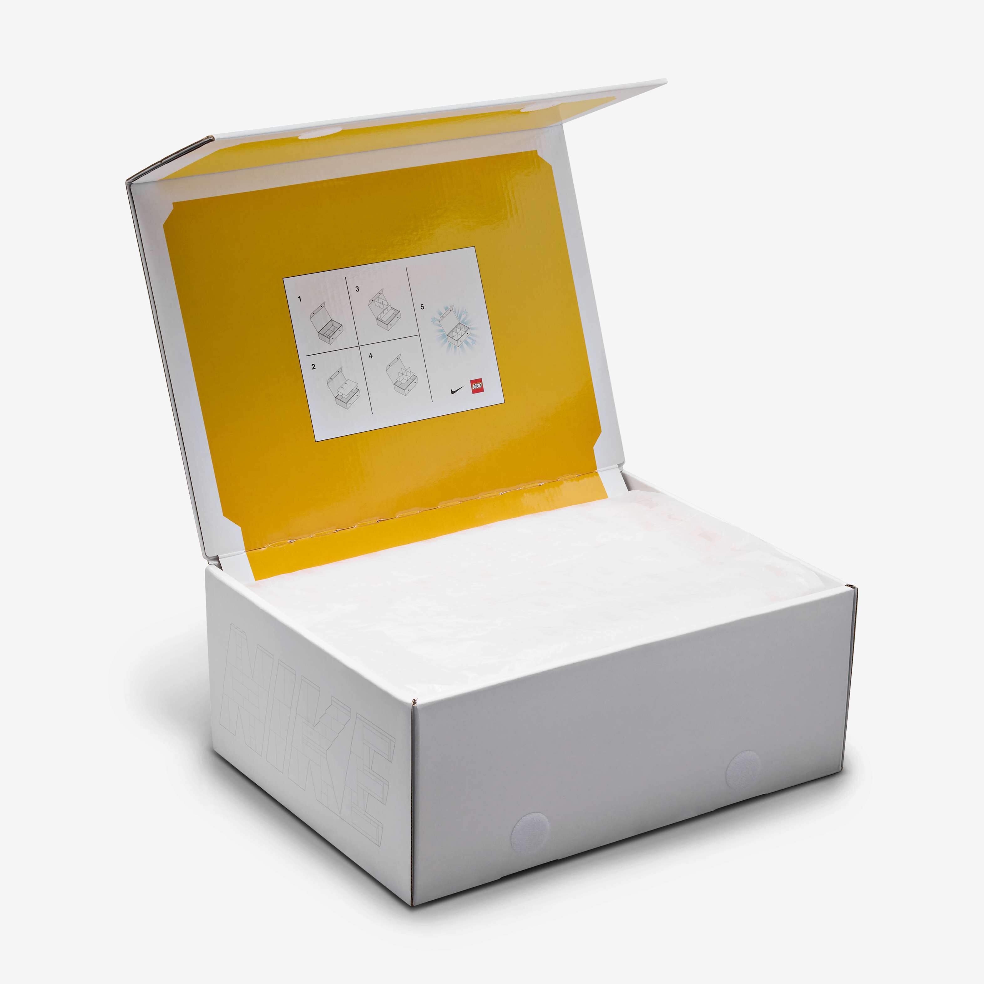 Nike Dunk Low x LEGO&reg; Collection image number 9