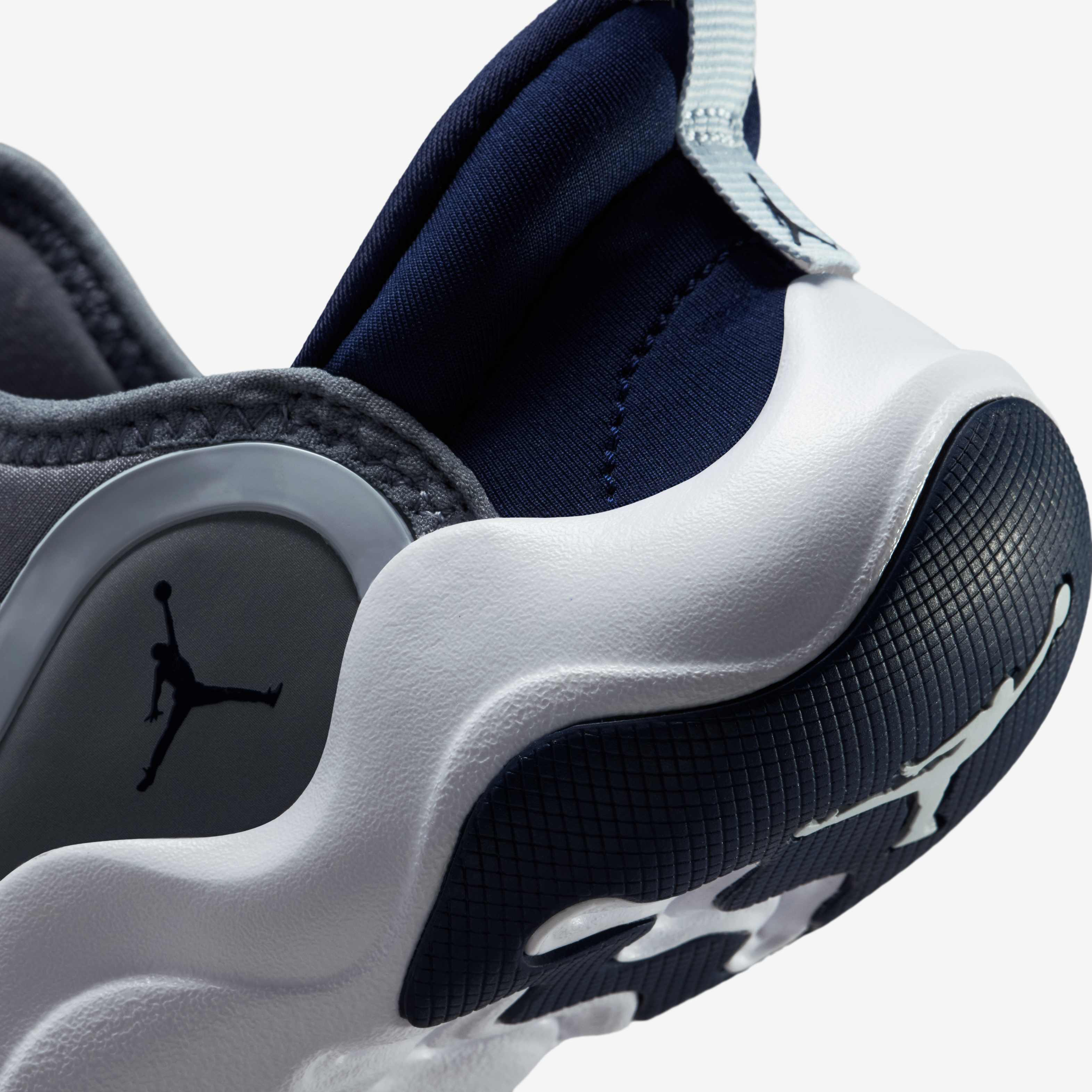 جوردن 23/7.2 ايزي اون image number 7