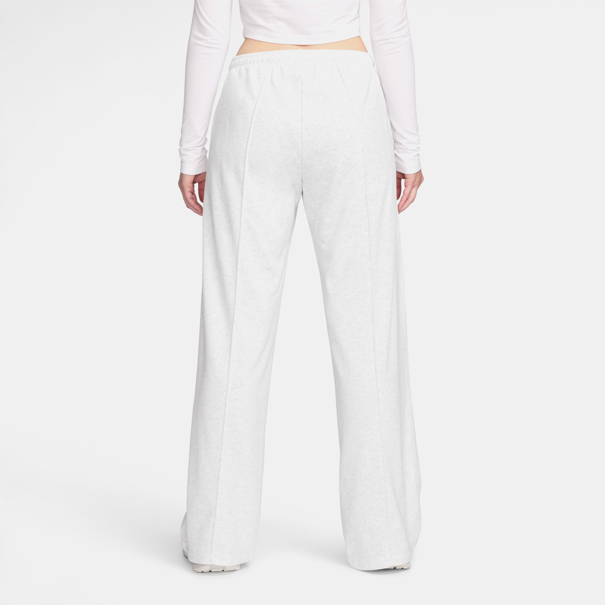 نايكي سبورتسوير تشيل تيري image number 2