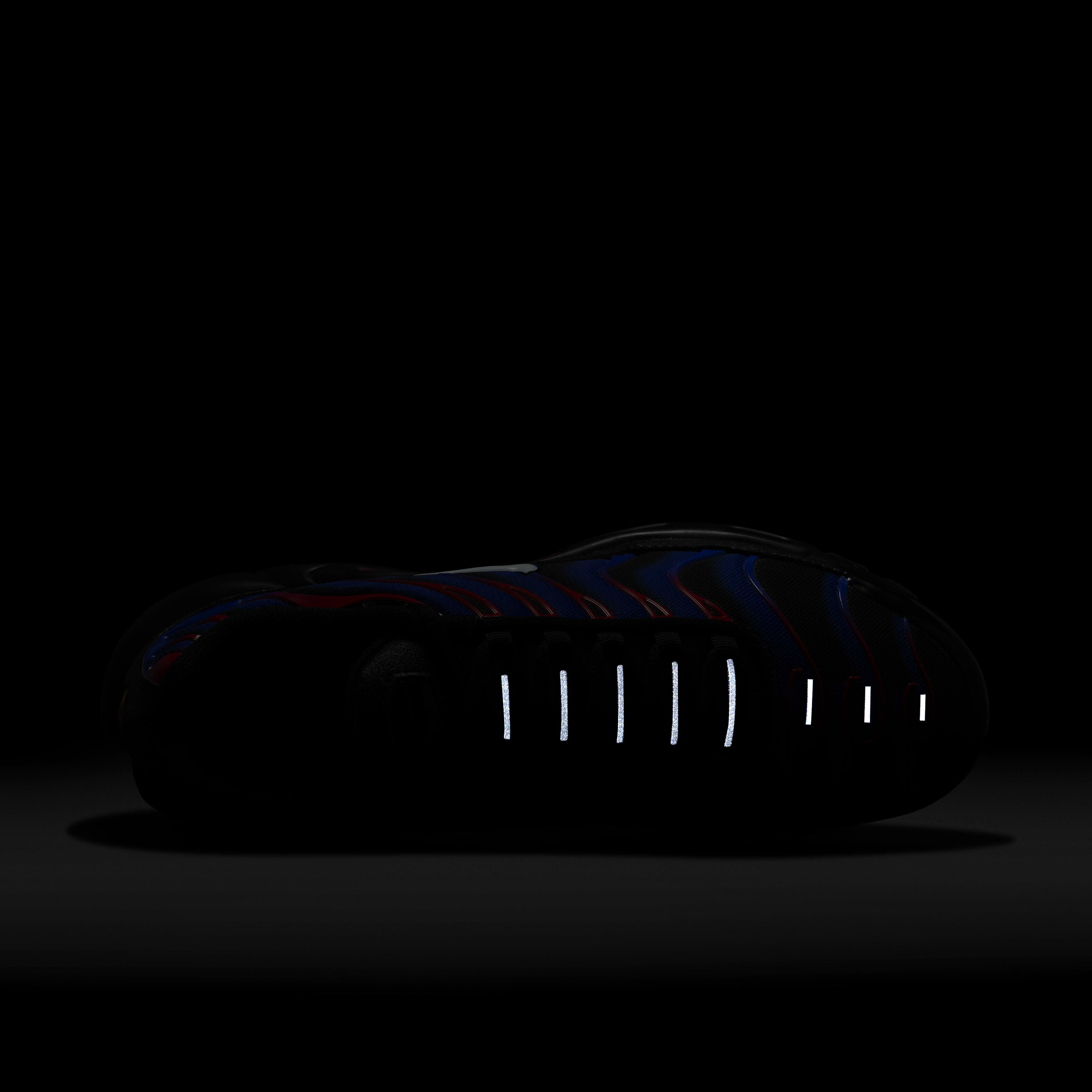 اير ماكس بلاس image number 8