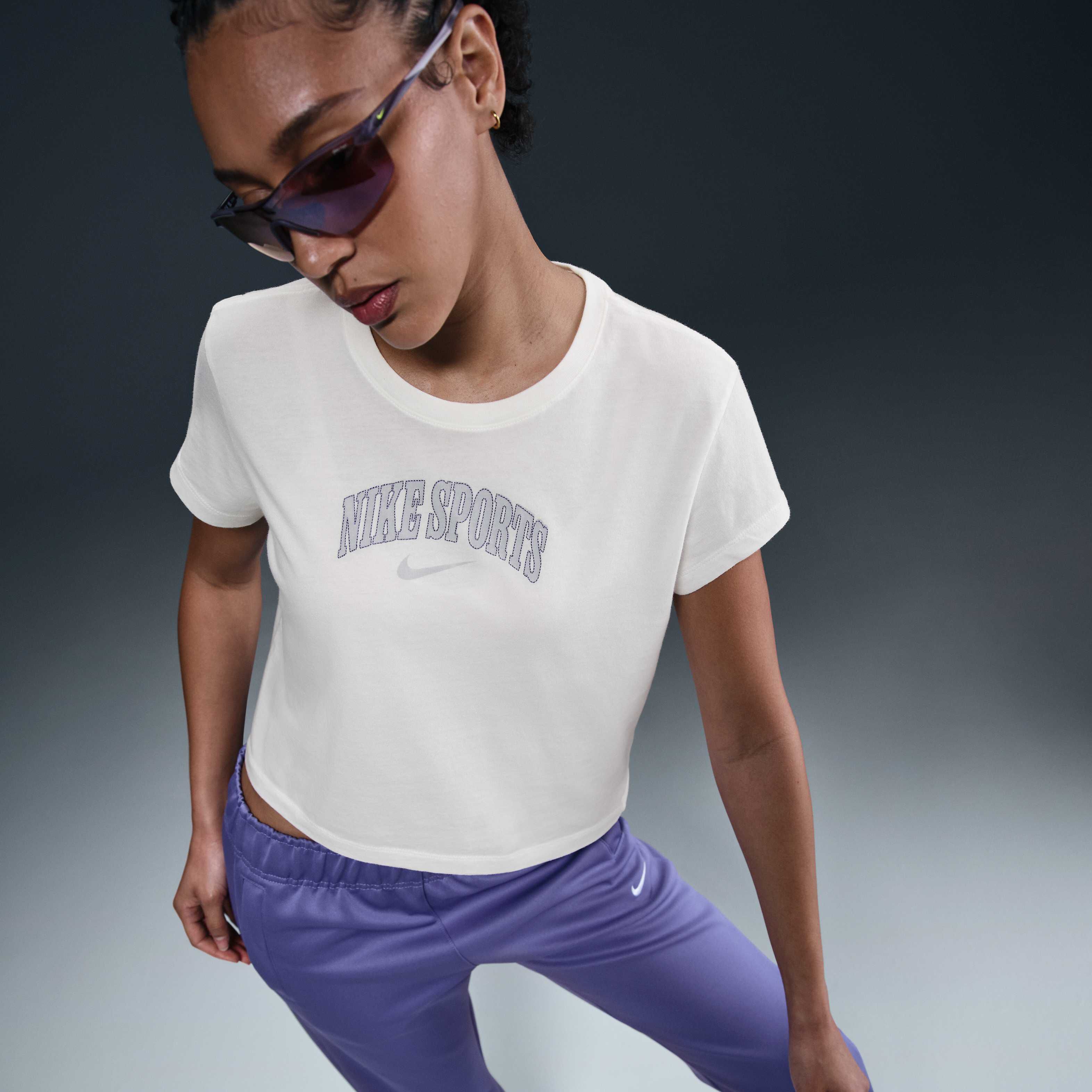 نايكي سبورتسوير image number 2