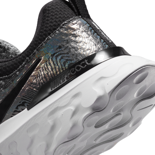 Nike react premium sales