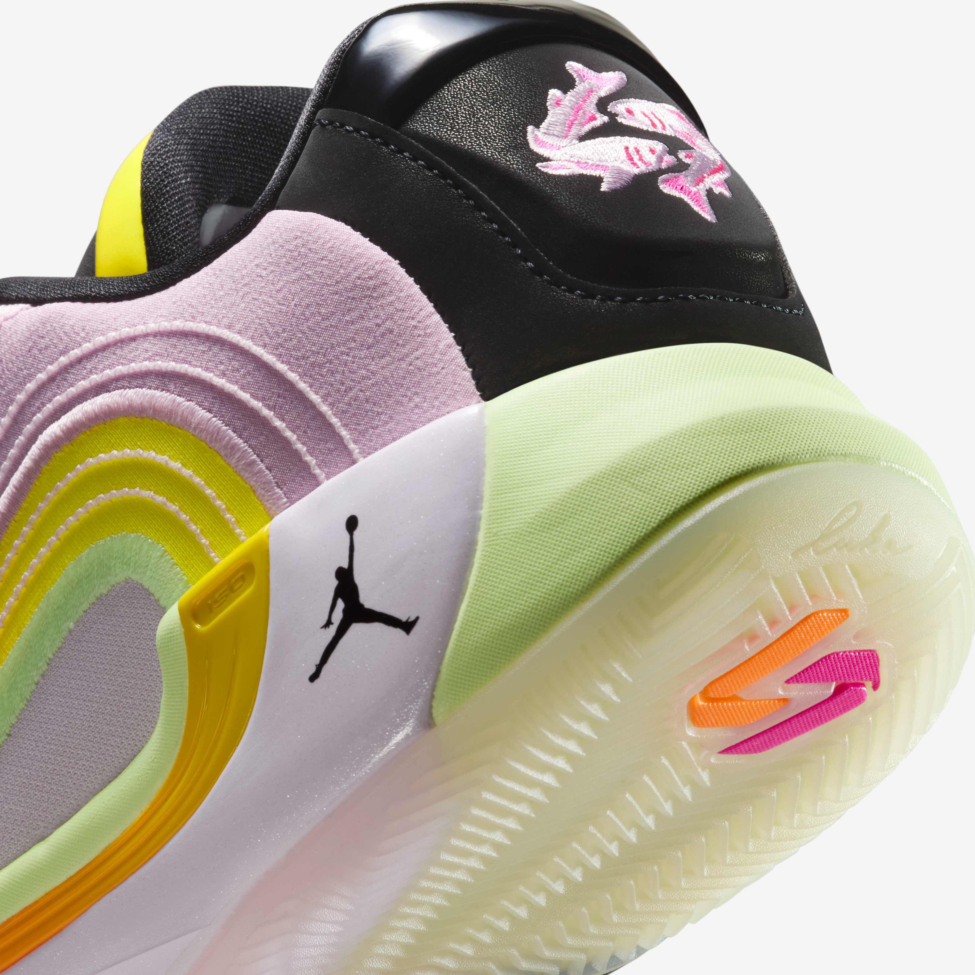 Luka 4 'Gone Fishing' image number 7