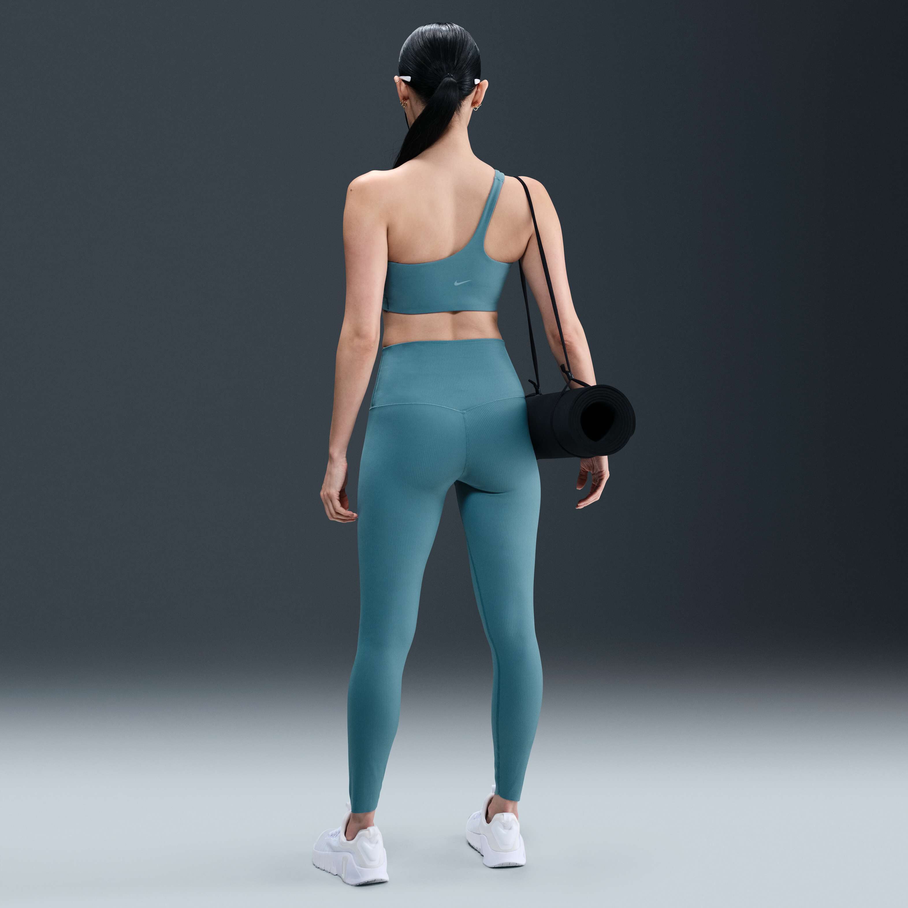 Nike Zenvy Rib image number 3