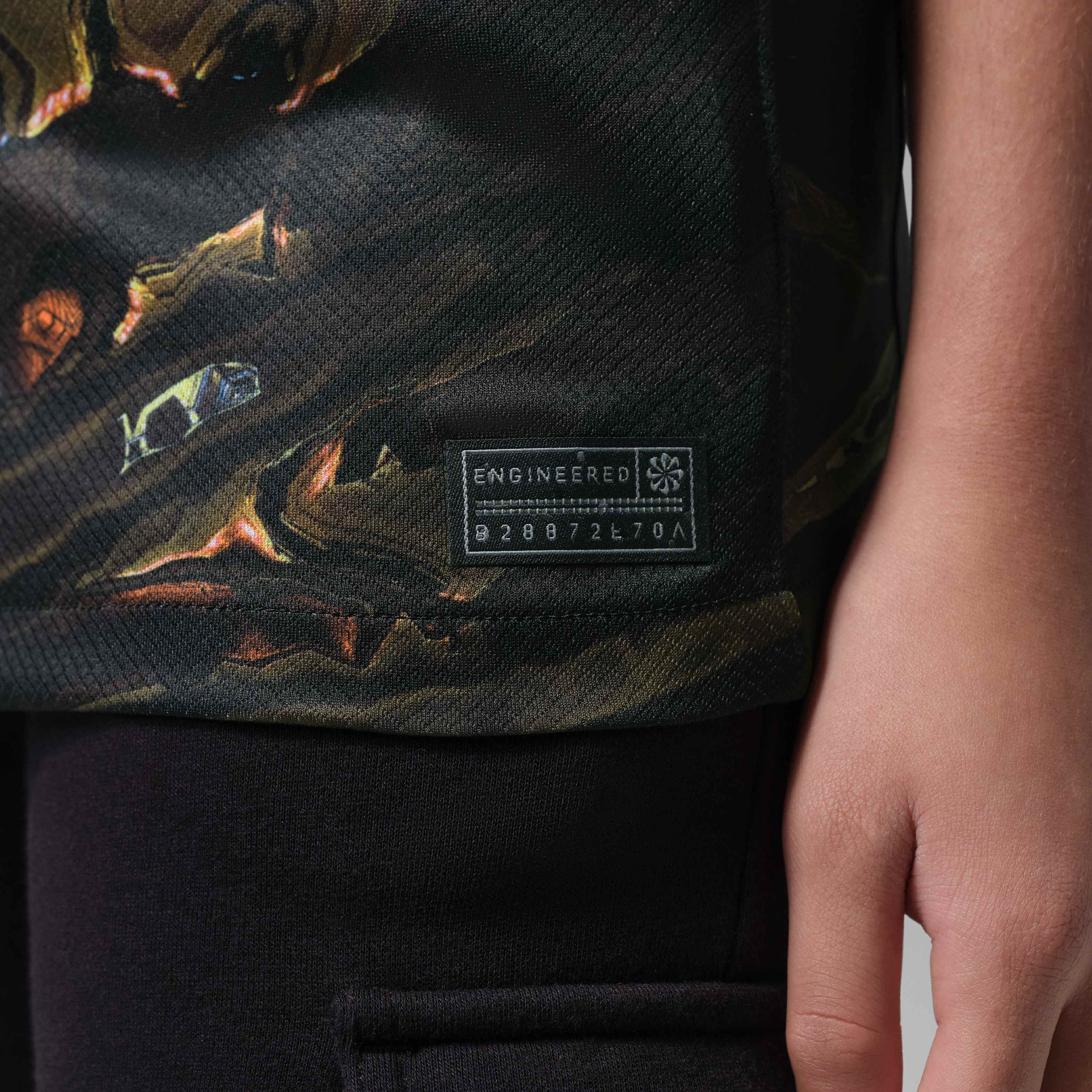 Paris Saint-Germain 2026 Stadium Night Edition image number 4