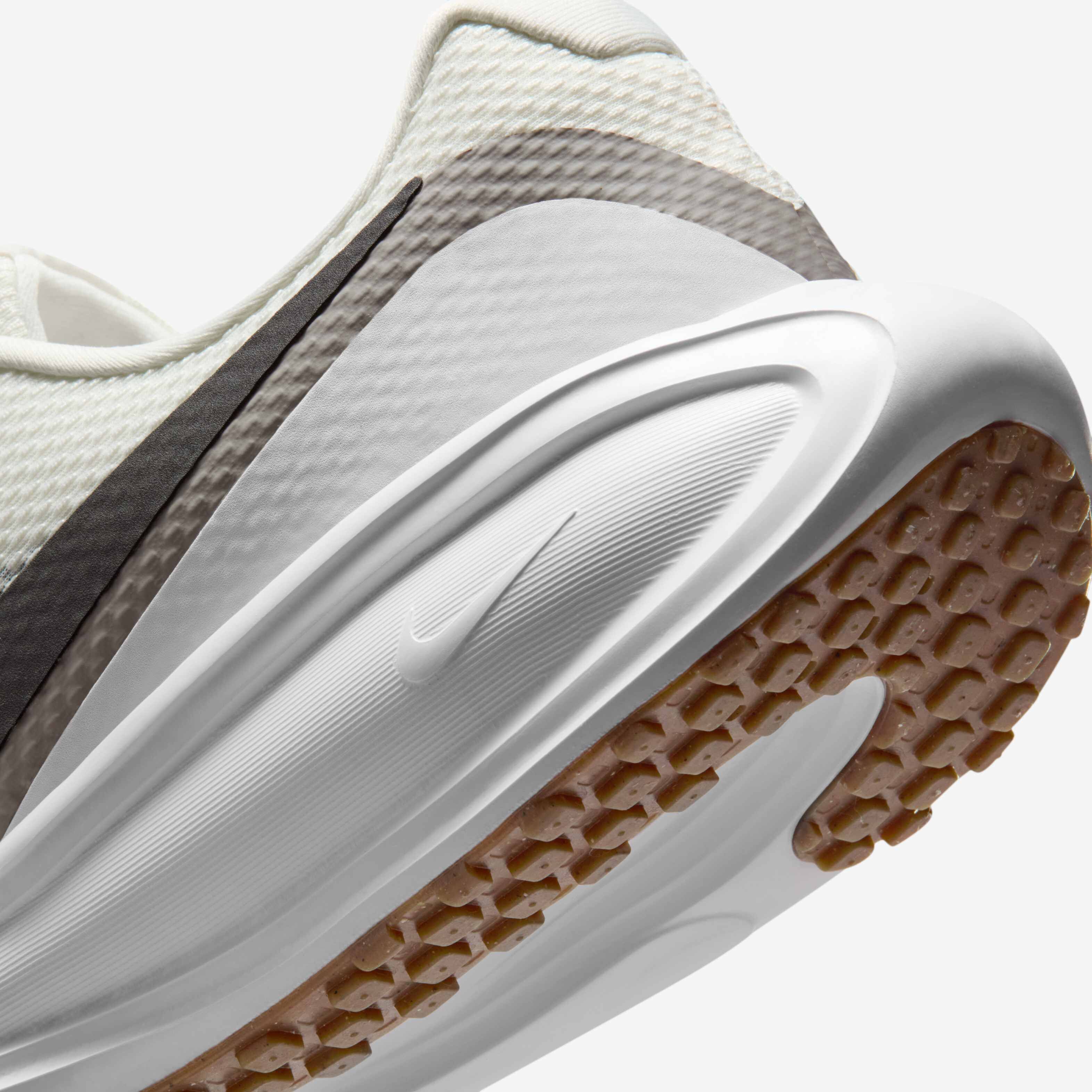 نايكي ريفلوشن 8 image number 7