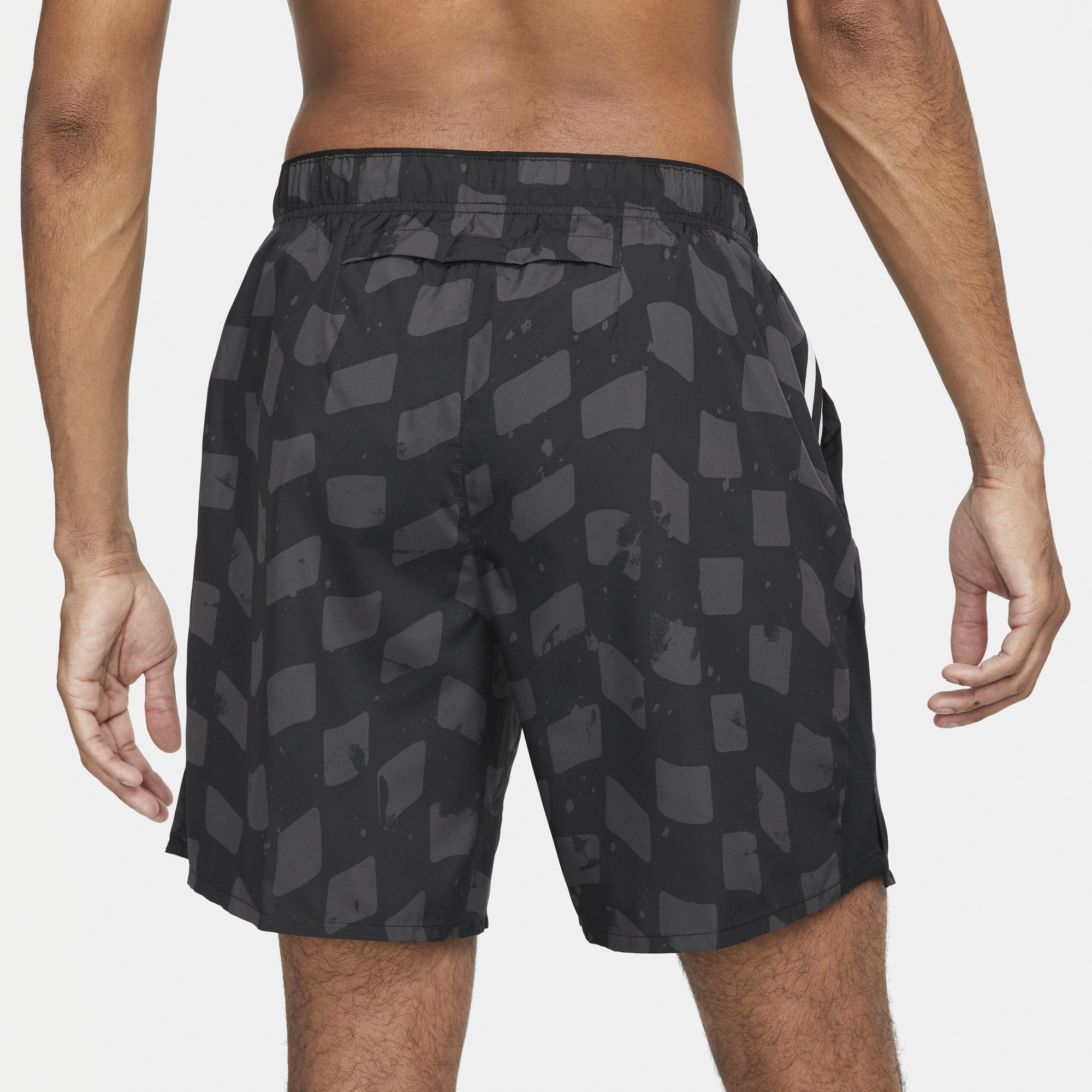 Nike challenger 7 inch 2025 running shorts
