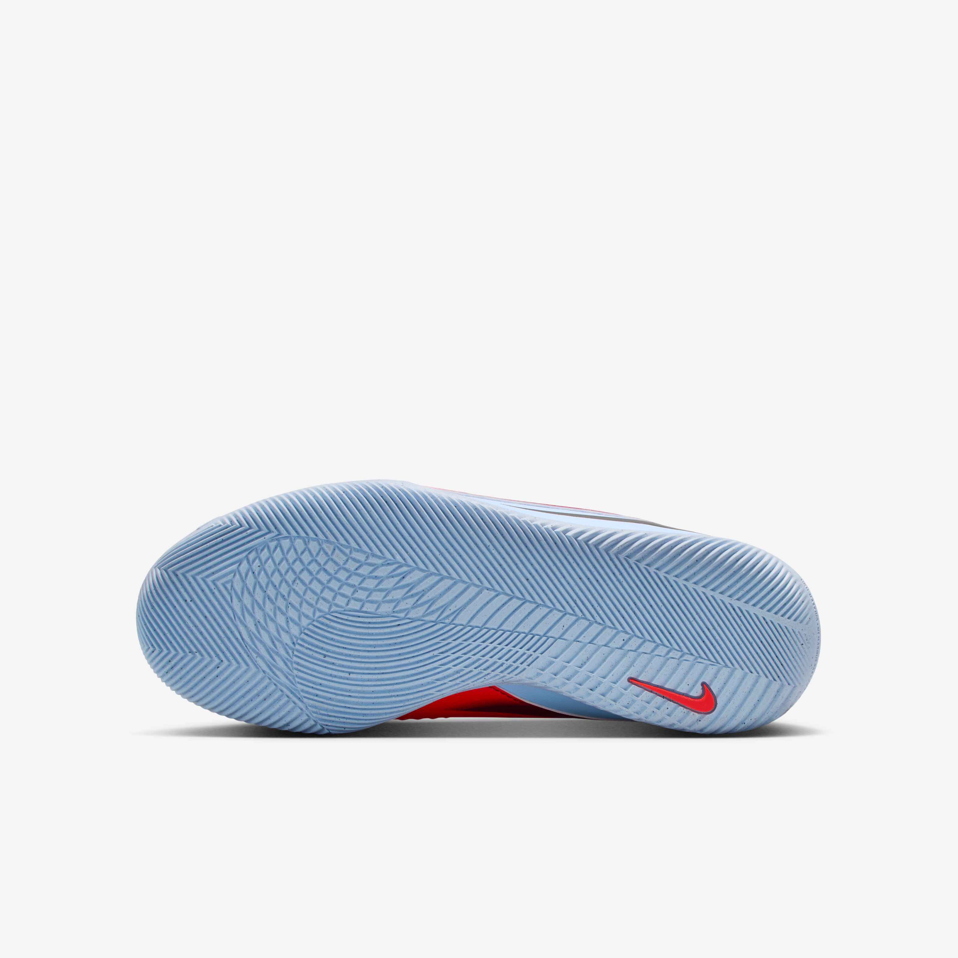 Nike Jr. Phantom 6 Low Club image number 1