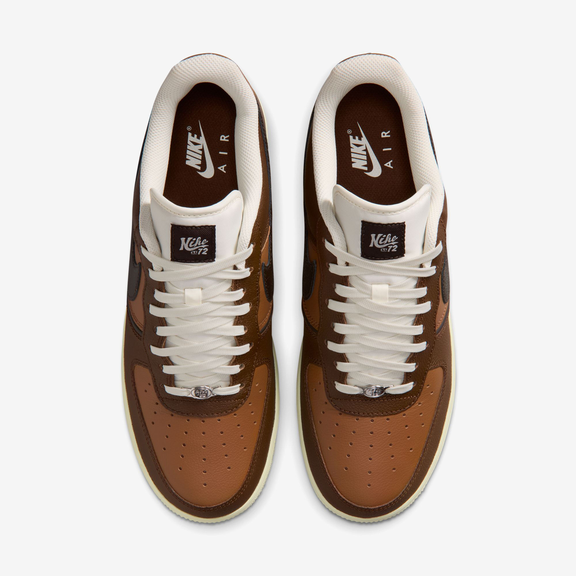Nike Air Force 1 '07 LV8  image number 3