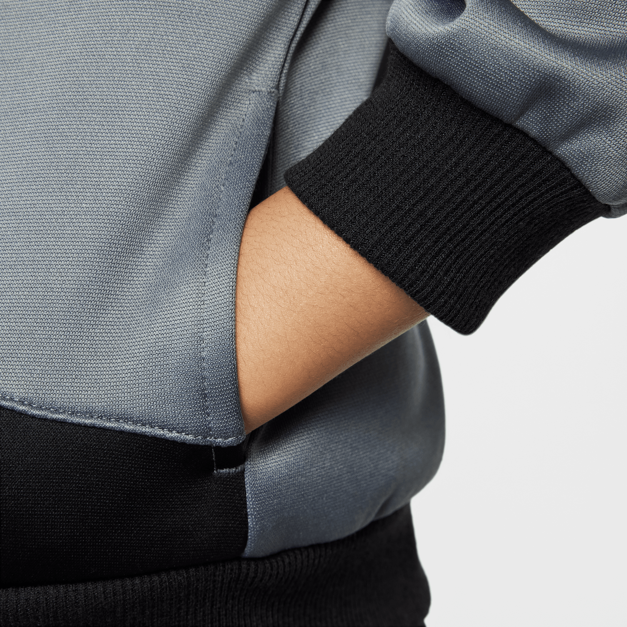 Nike Dri-FIT Sportswear image number 4