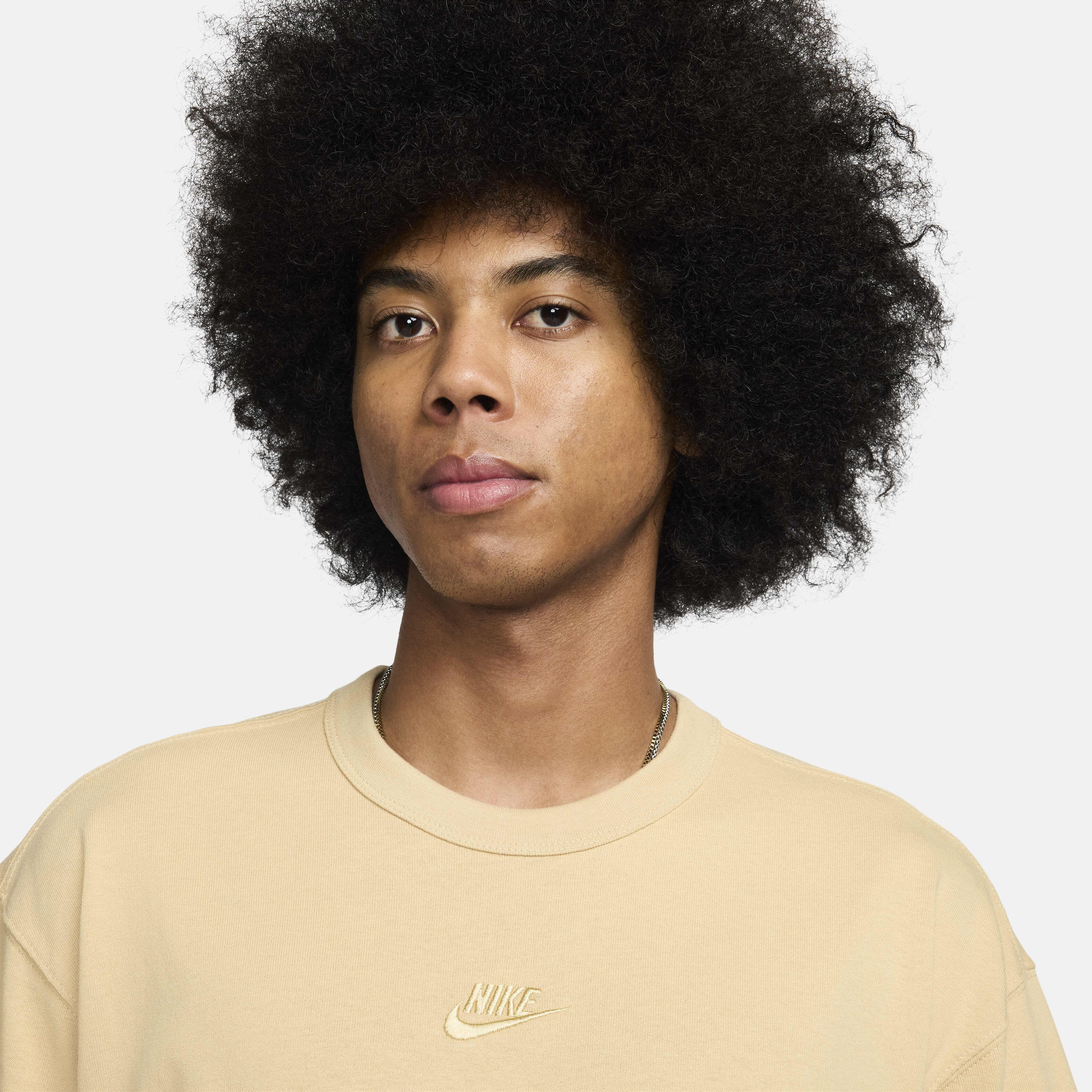 Nike Sportswear Premium Essentials image number 2