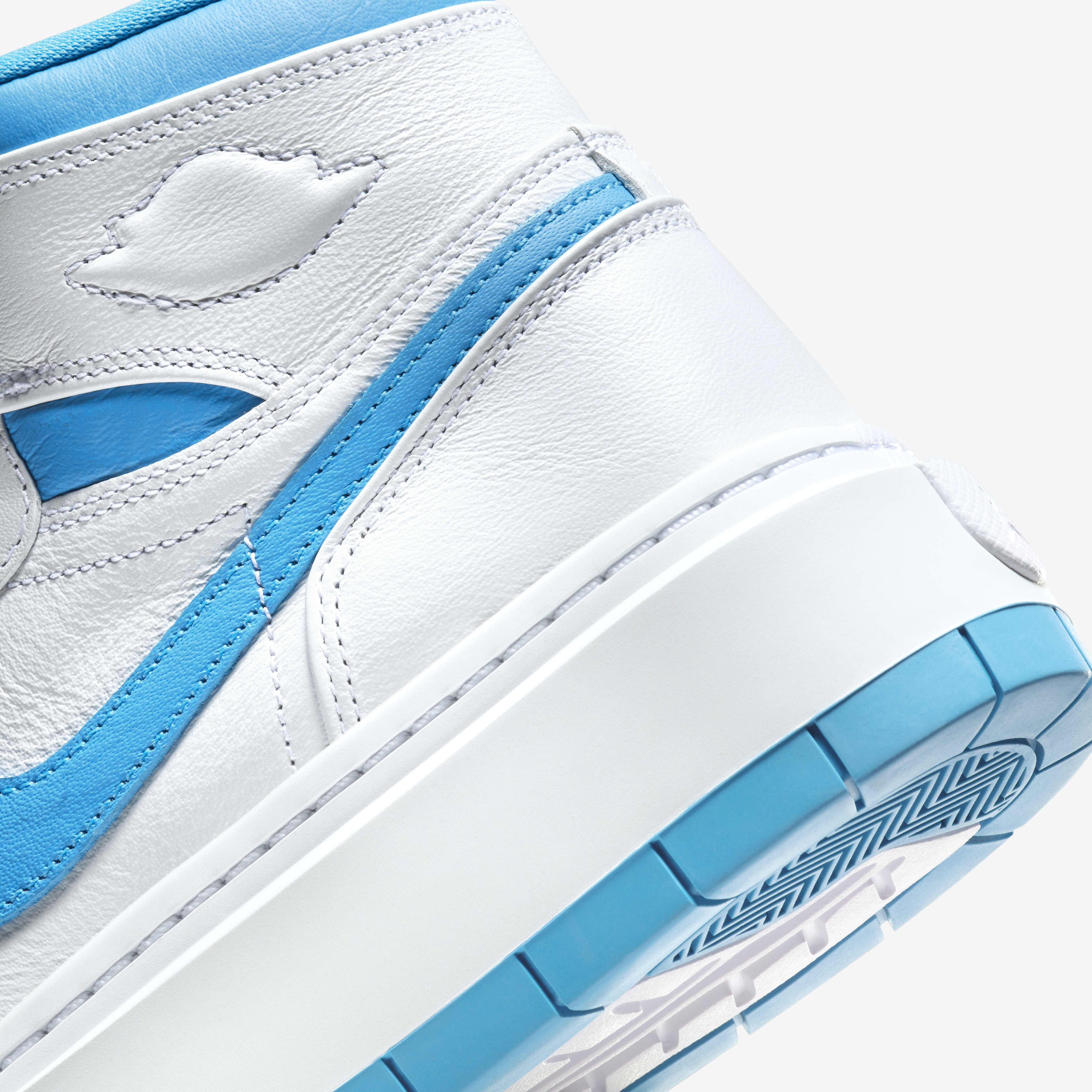 اير جوردن 1 ايليفت هاي image number 7