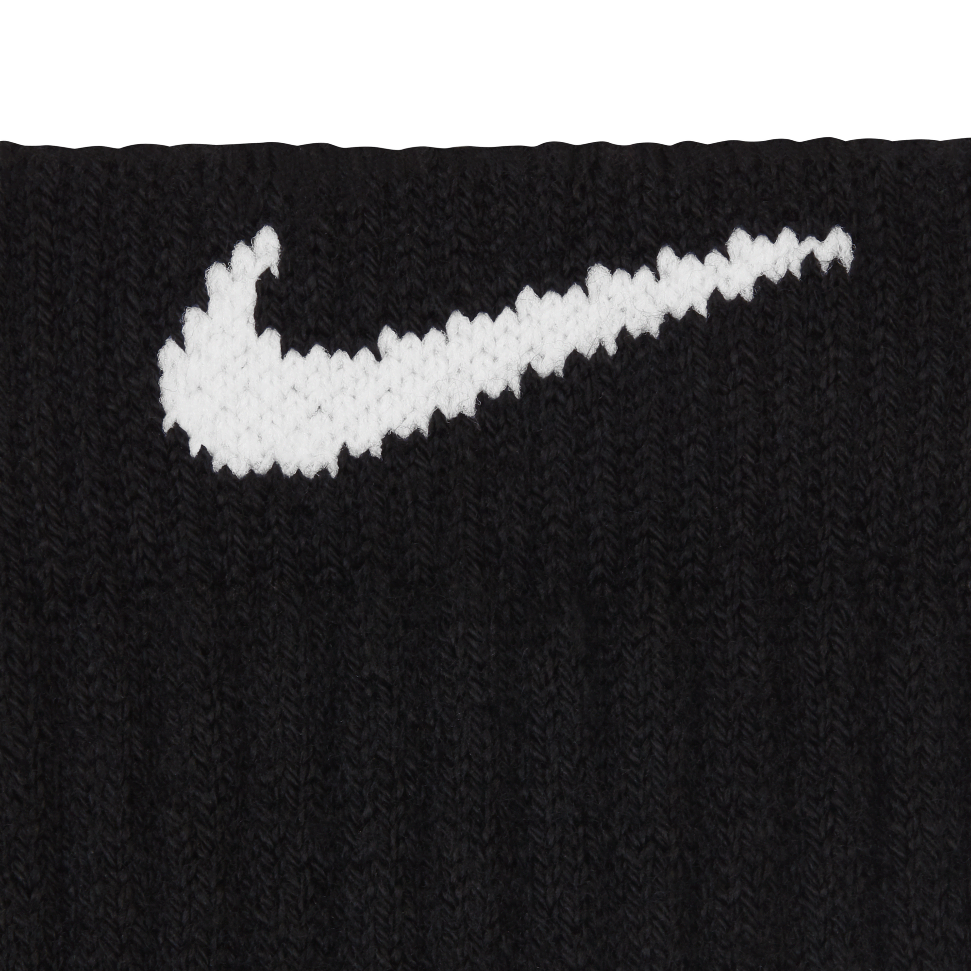 Shop Elite Mid Basketball Socks Nike KSA