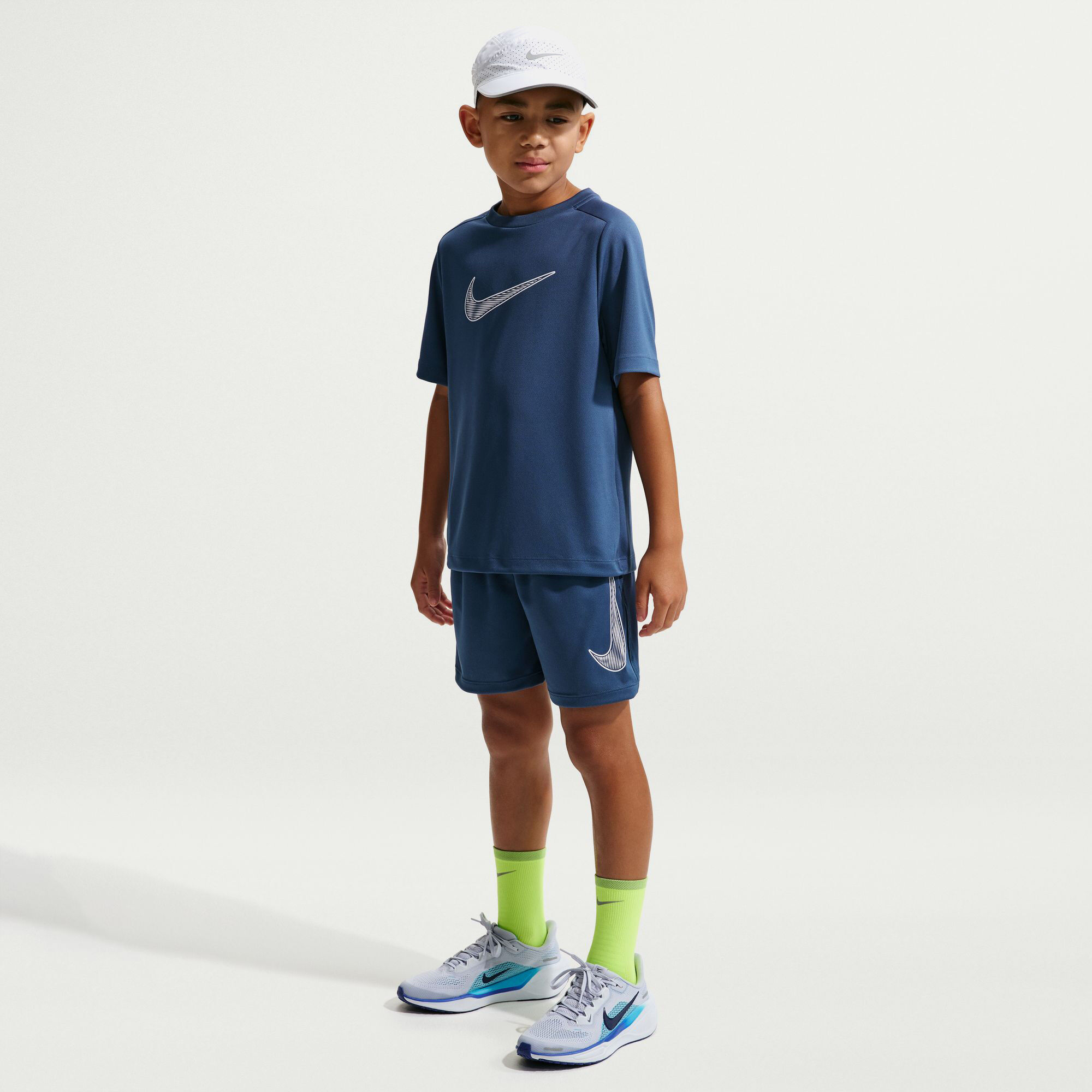 Nike Multi image number 0