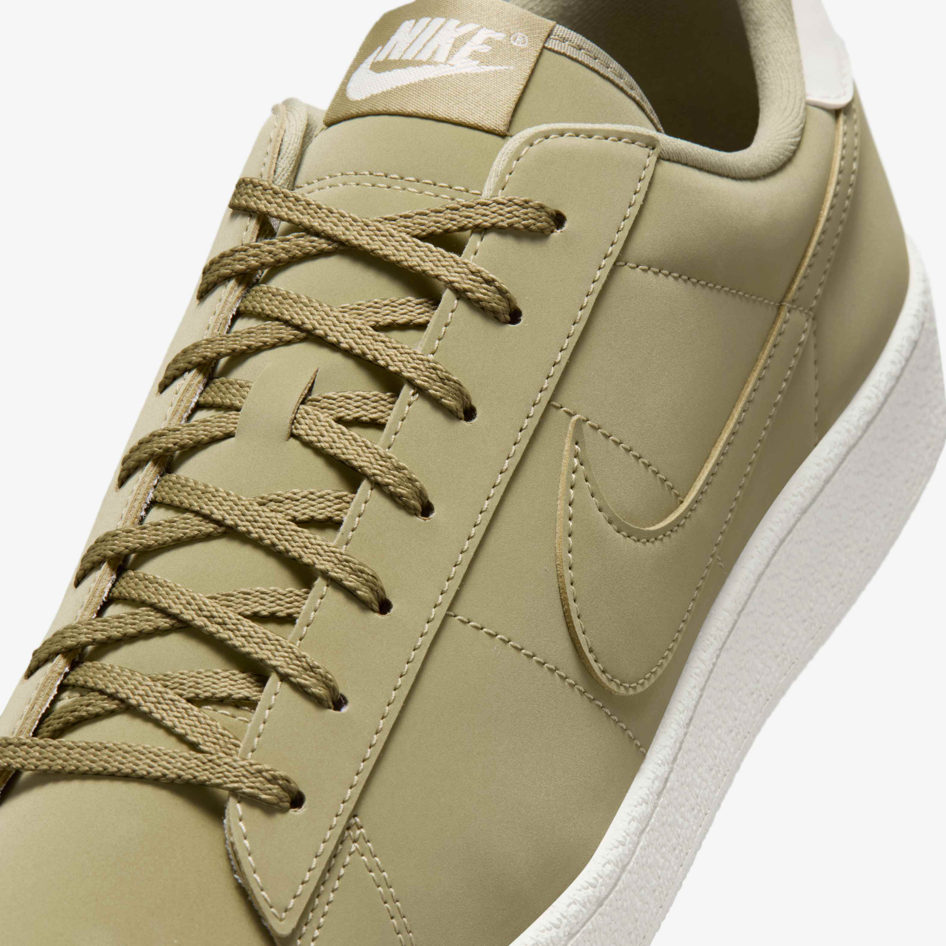 Nike Tennis Classic image number 6