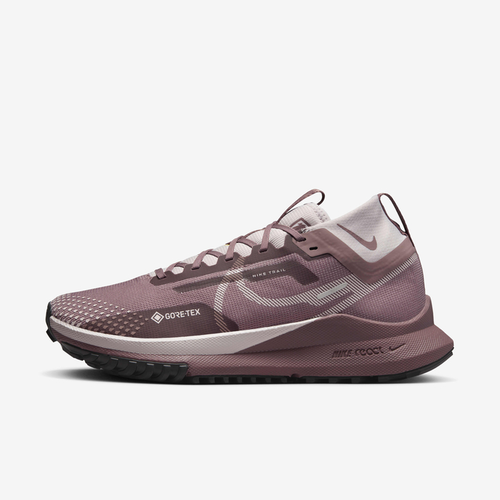 Benefits of GORE-TEX Trail Running Shoes for Women