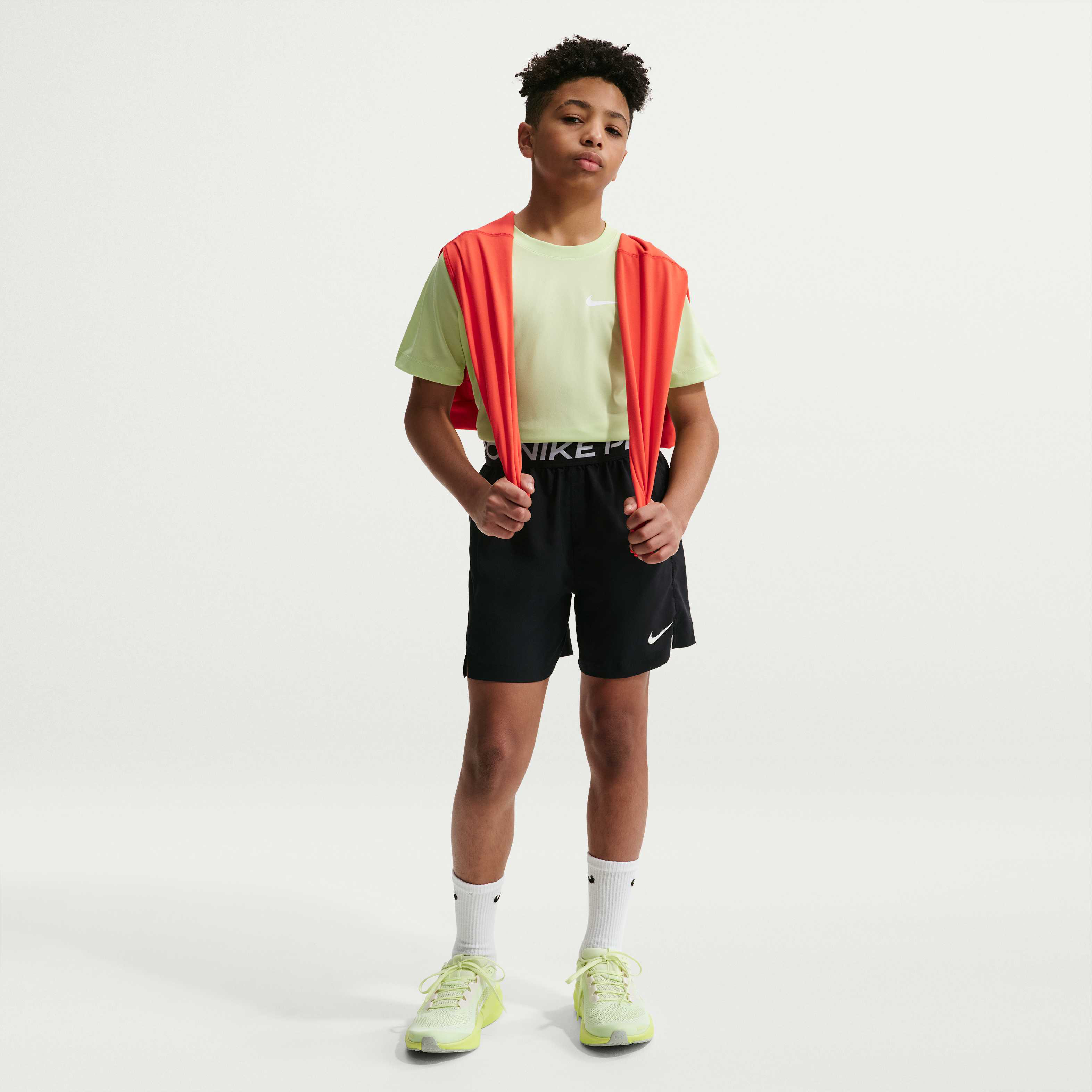 نايكي برو image number 0