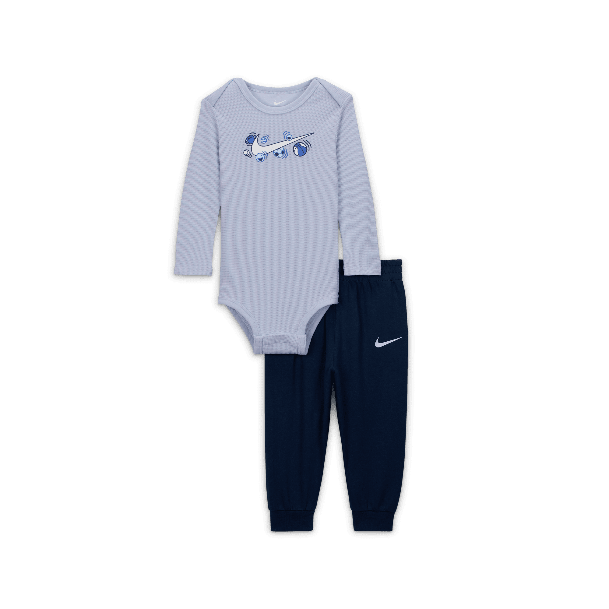 نايكي بلاي فور أول image number 0