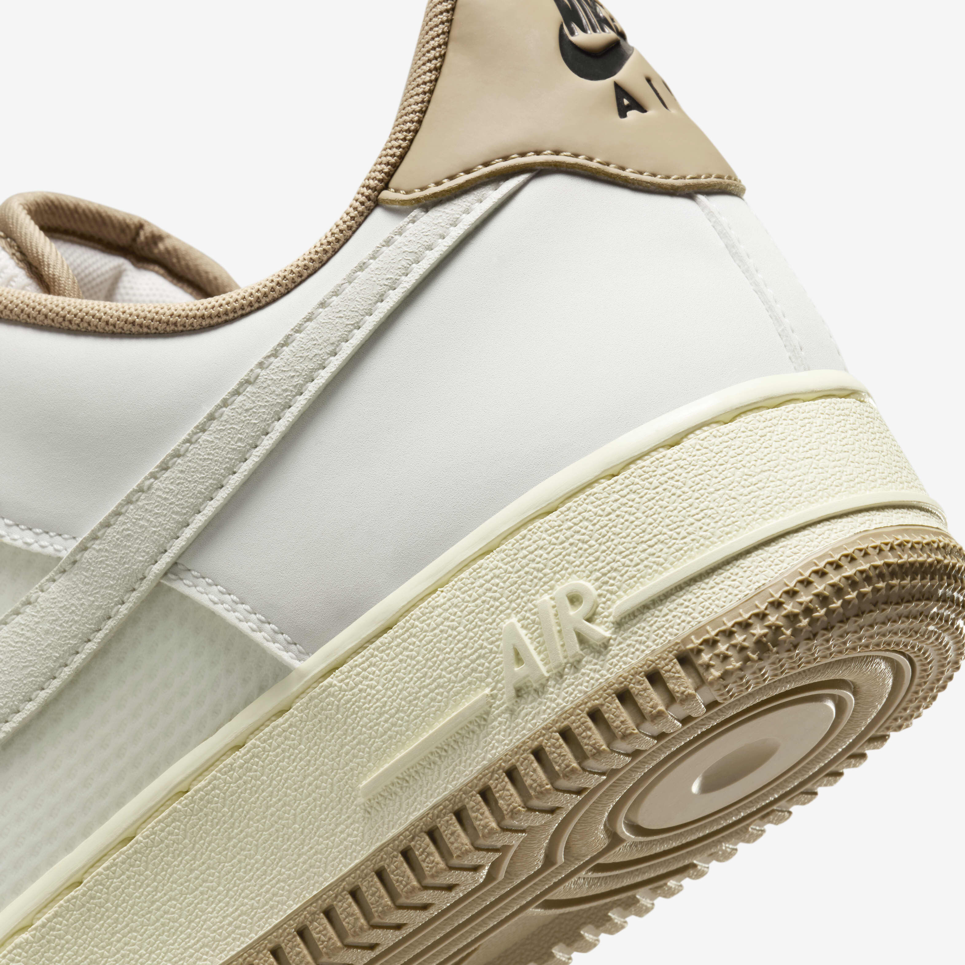 Buy Nike Air Force 1 07 LV8 Men s Winterized Shoes Nike Saudi Official