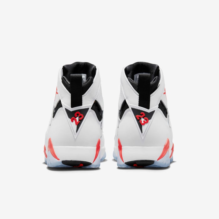 Air Jordan 7 Retro image number 5 Air Jordan 7 Retro image number 5