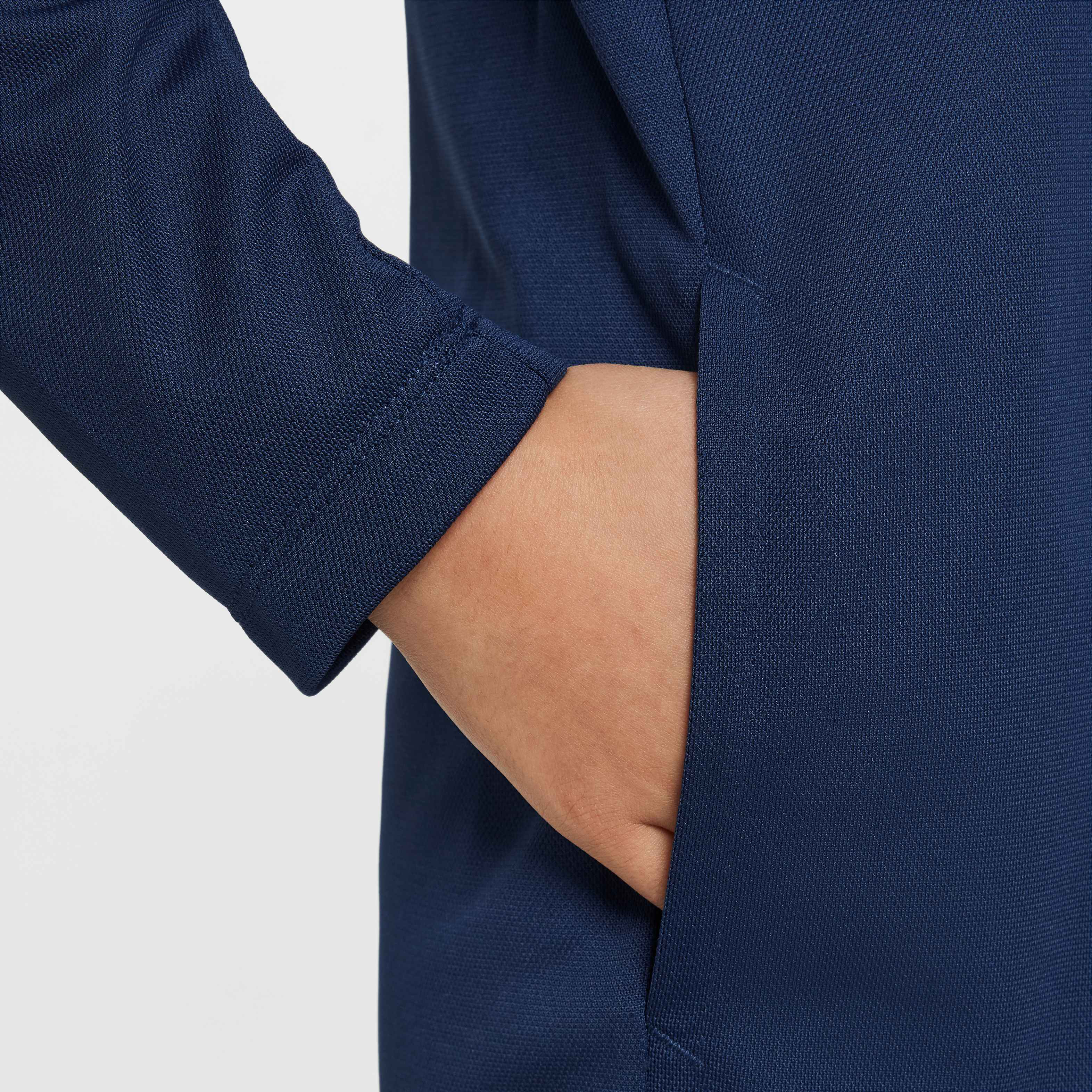 نايكي أكاديمي image number 6