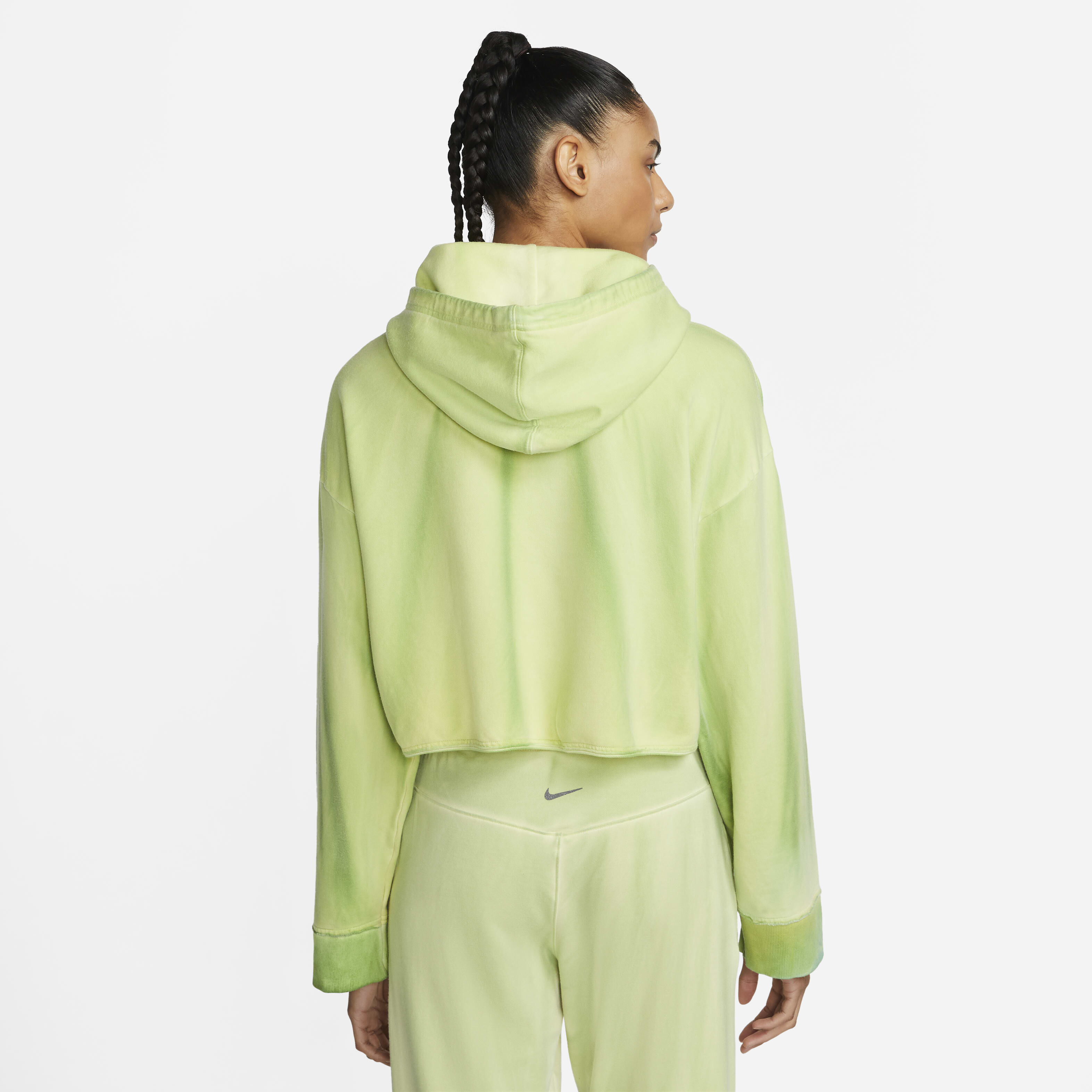 Nike Yoga Luxe image number 1