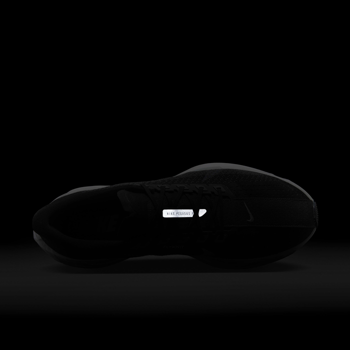 Nike Pegasus Plus image number 8 Nike Pegasus Plus image number 8